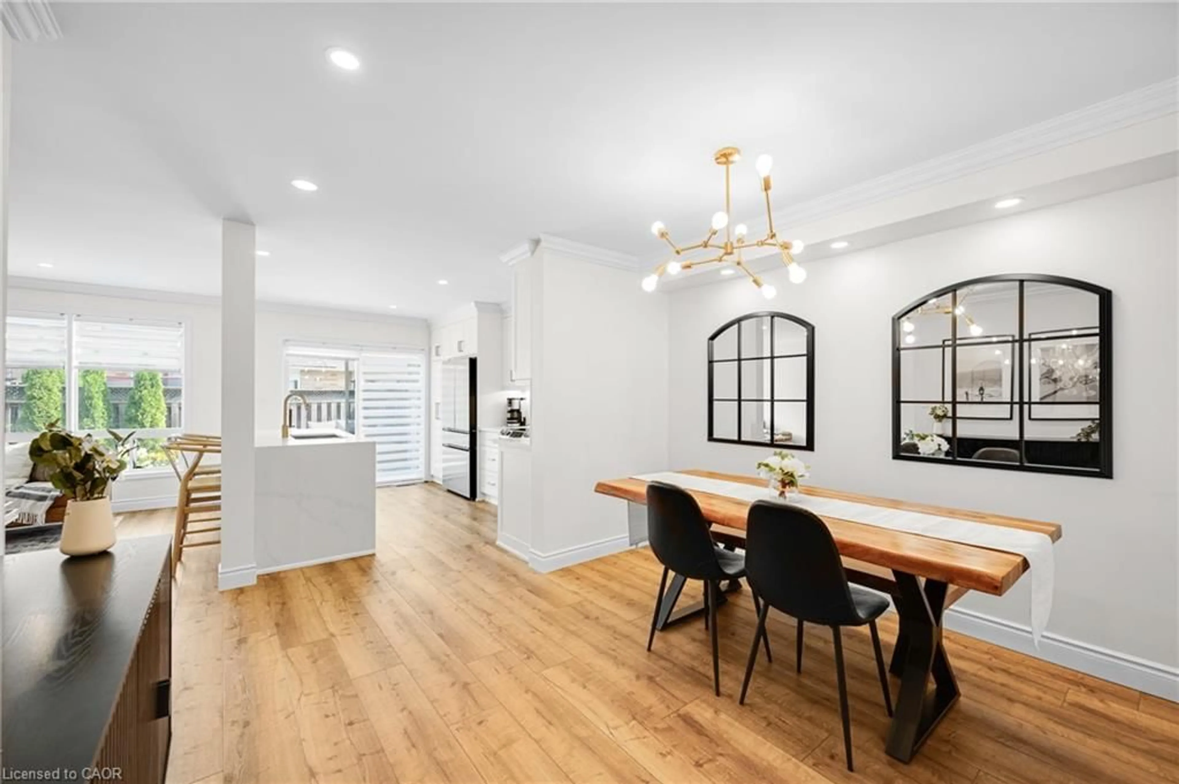 Dining room, unknown for 1070 Barclay Cir, Milton Ontario L9T 5W3