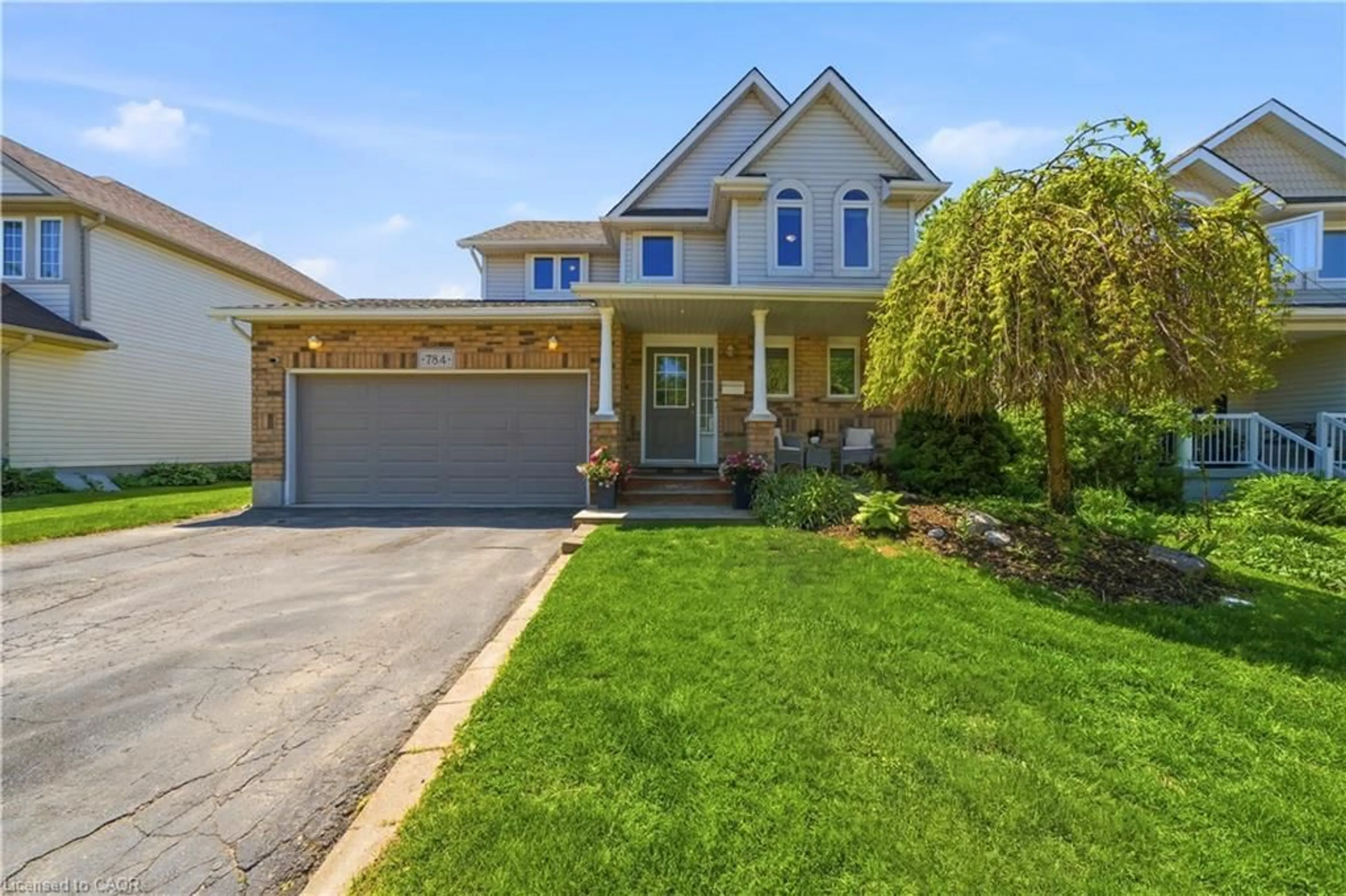 Home with brick exterior material, street for 784 Butternut Ave, Waterloo Ontario N2V 2M3