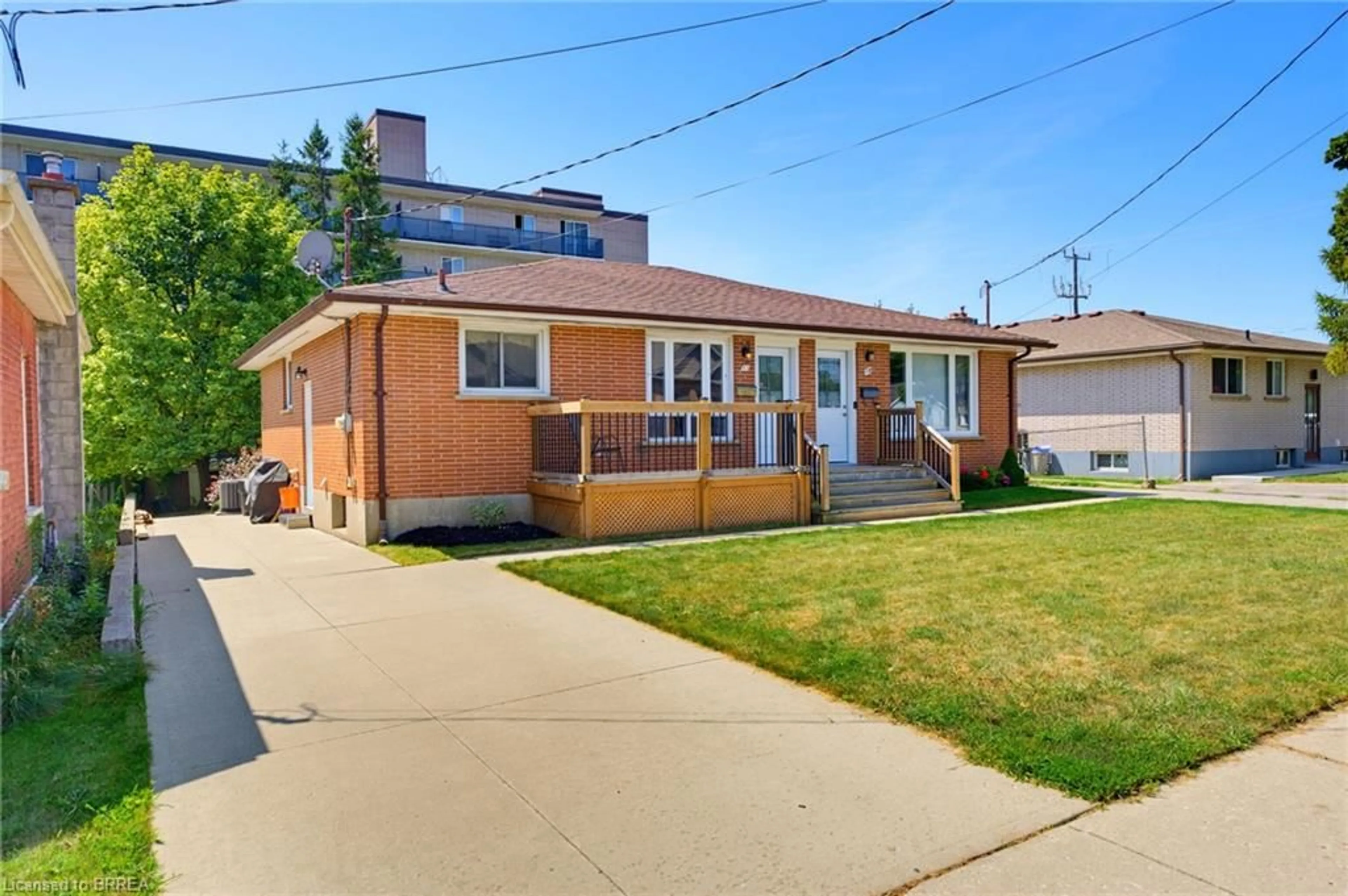 Unknown for 57 Dublin St, Brantford Ontario N3R 2E3