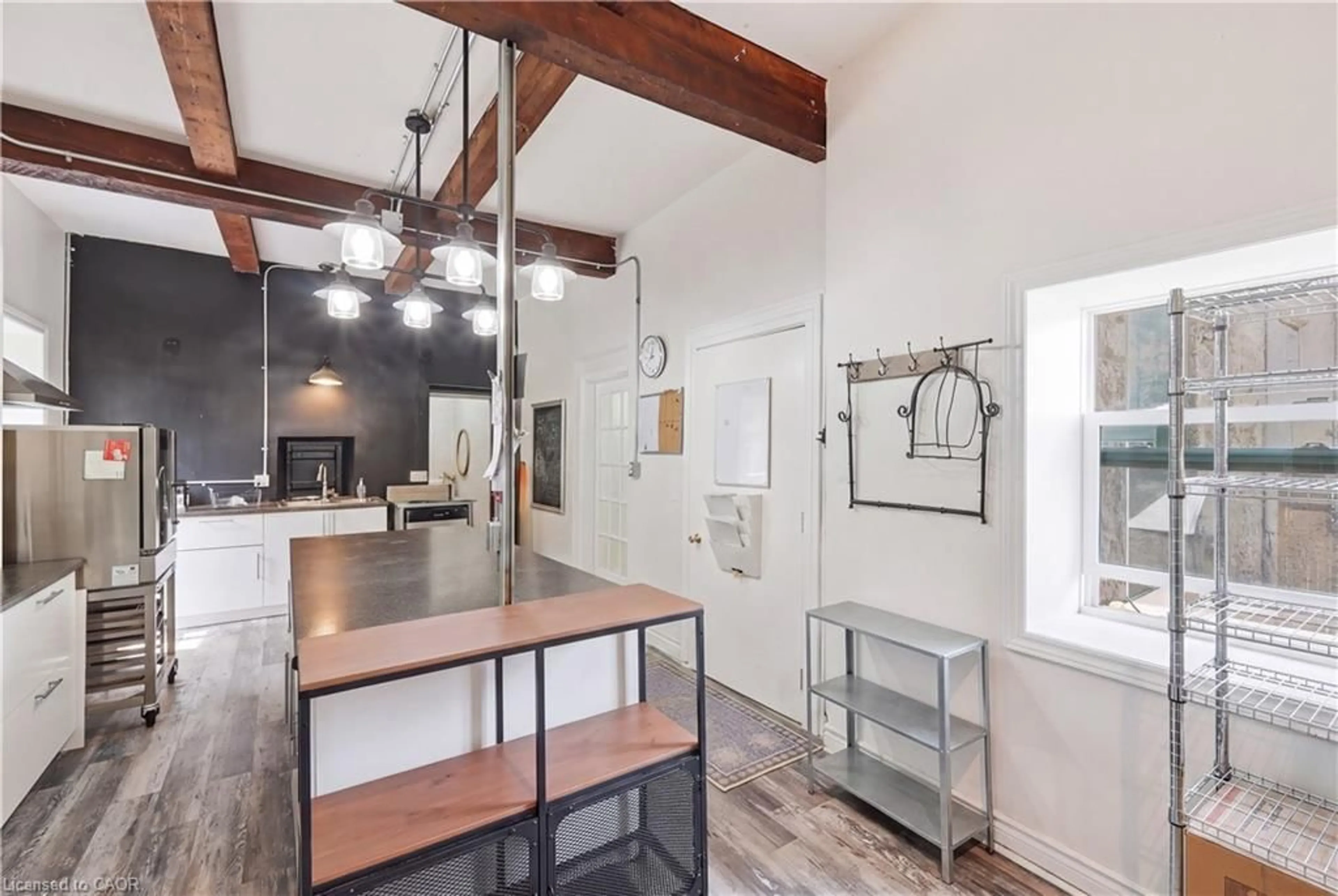 Open concept kitchen, unknown for 565 St David St, Fergus Ontario N1M 2K5