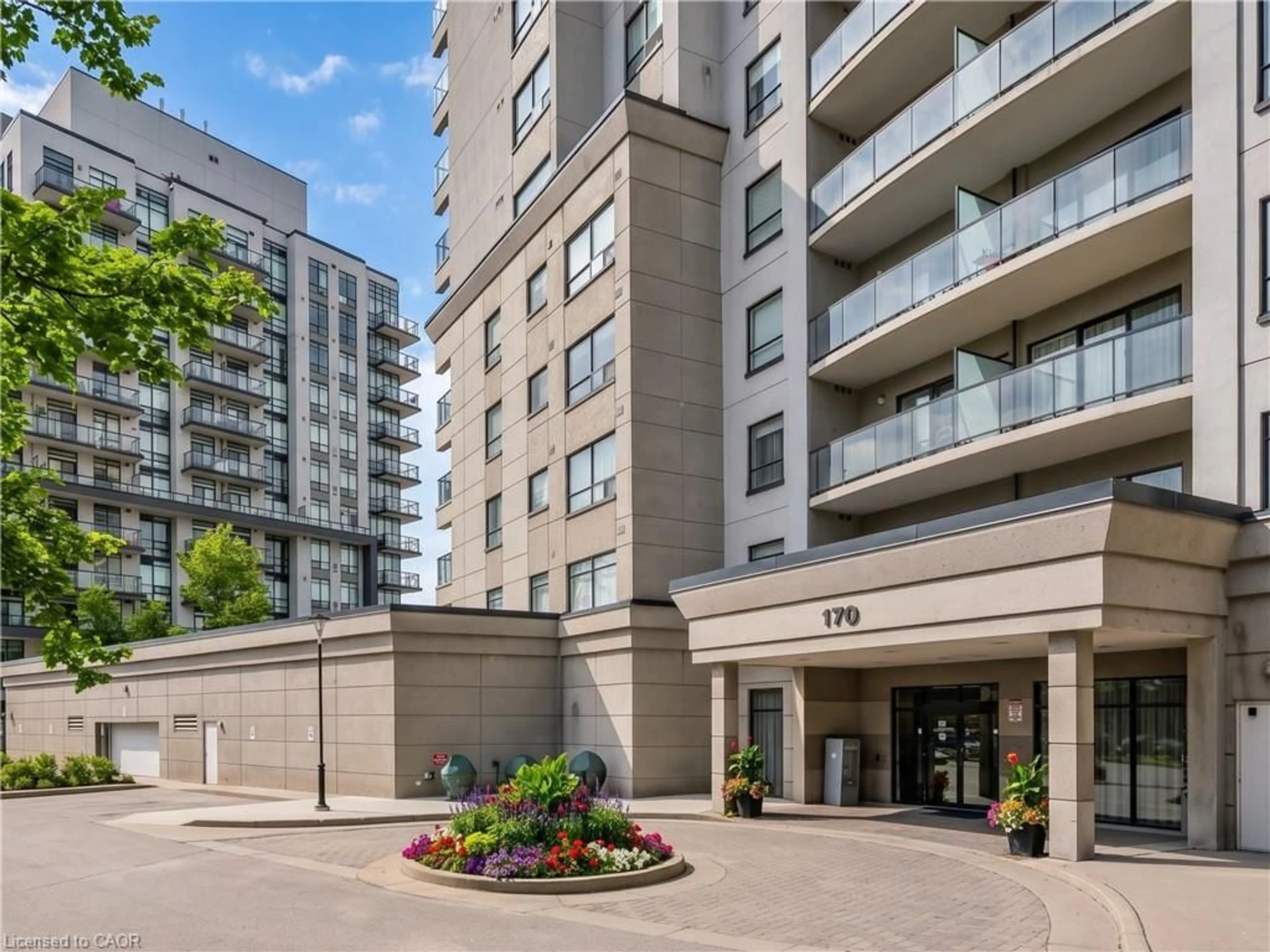 Indoor foyer for 170 Water St #501, Cambridge Ontario N1R 3B6
