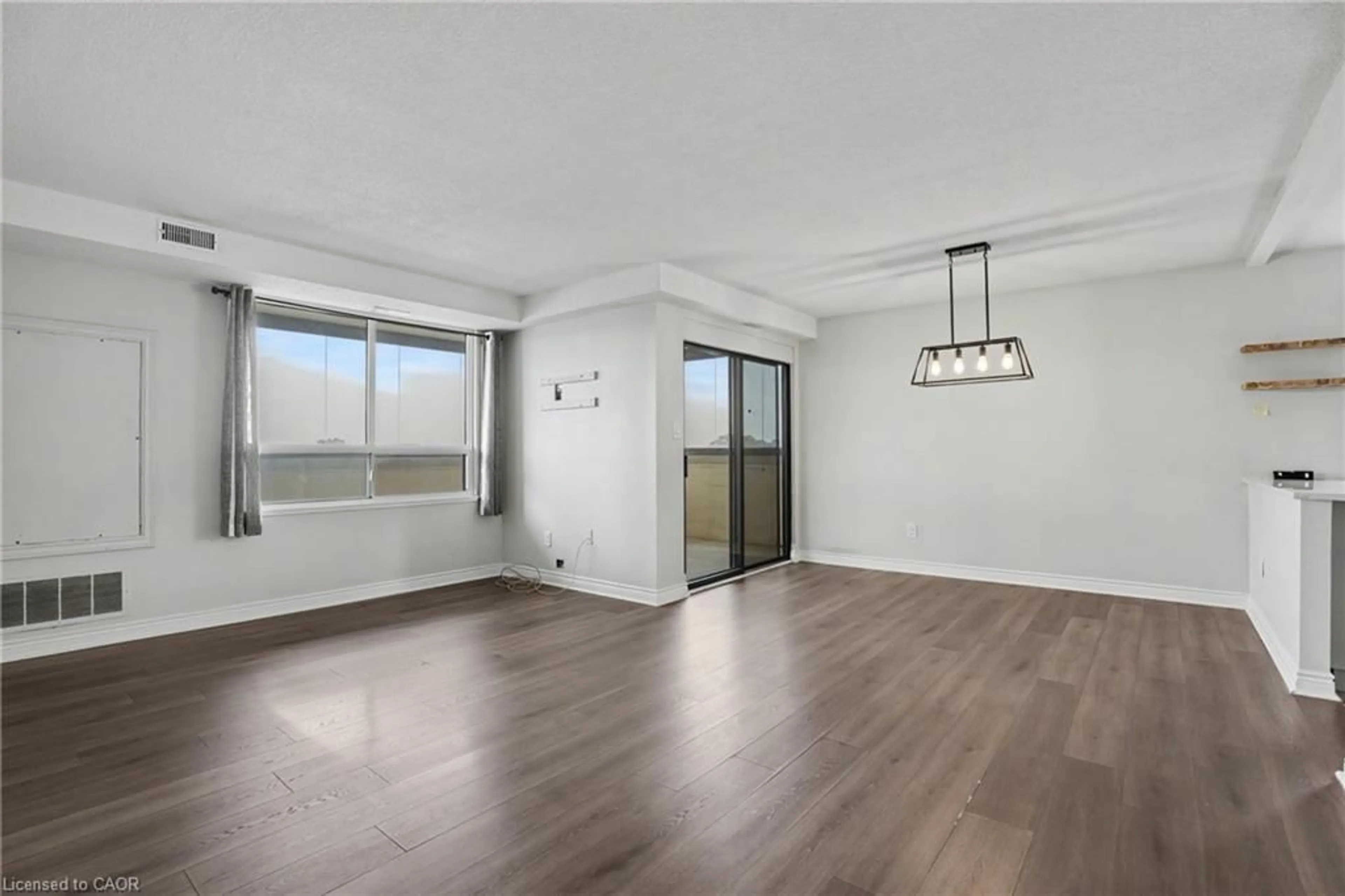 A pic of a room for 432 Main St #603, Hamilton Ontario L8N 1J9