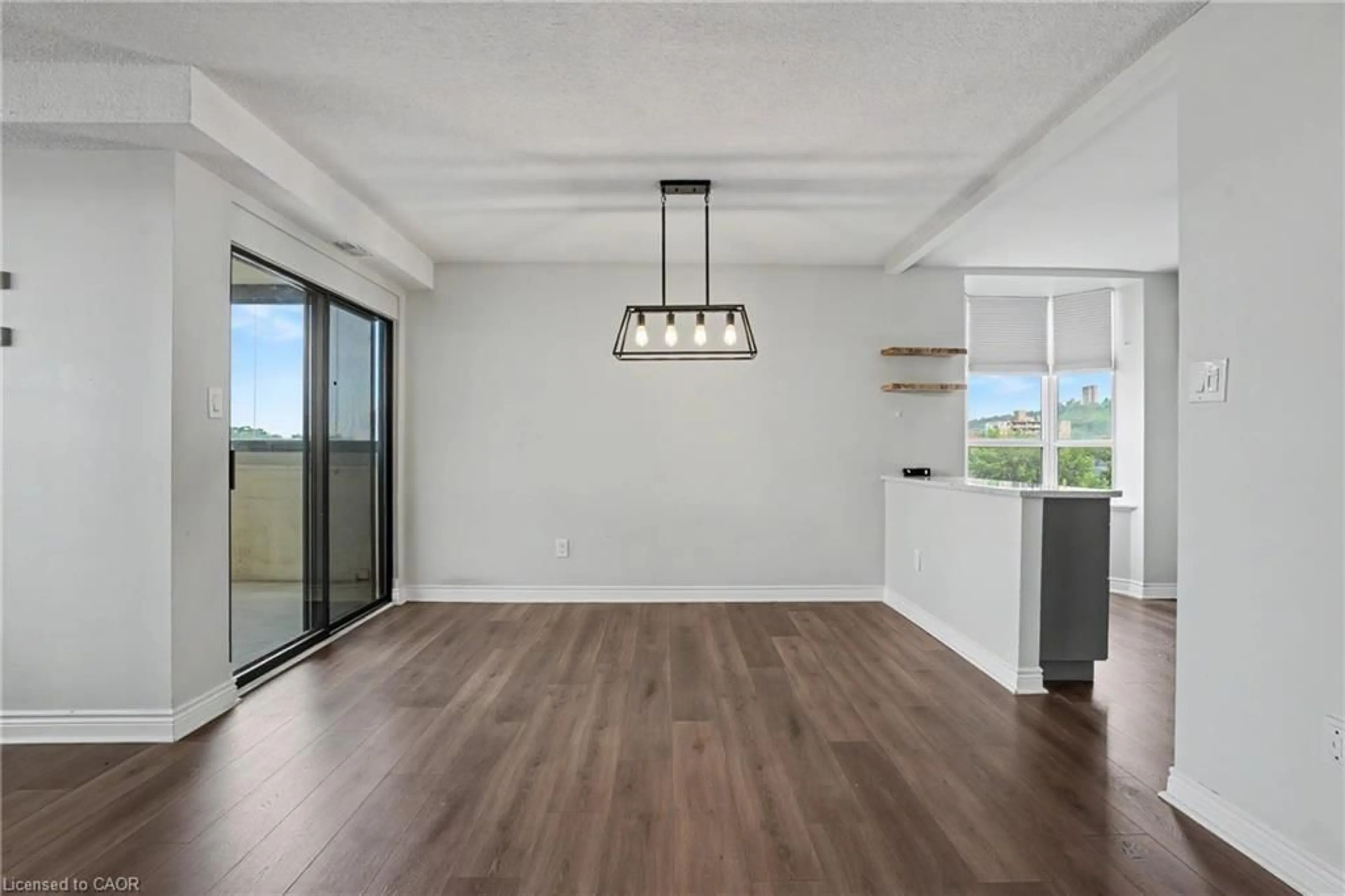 A pic of a room for 432 Main St #603, Hamilton Ontario L8N 1J9