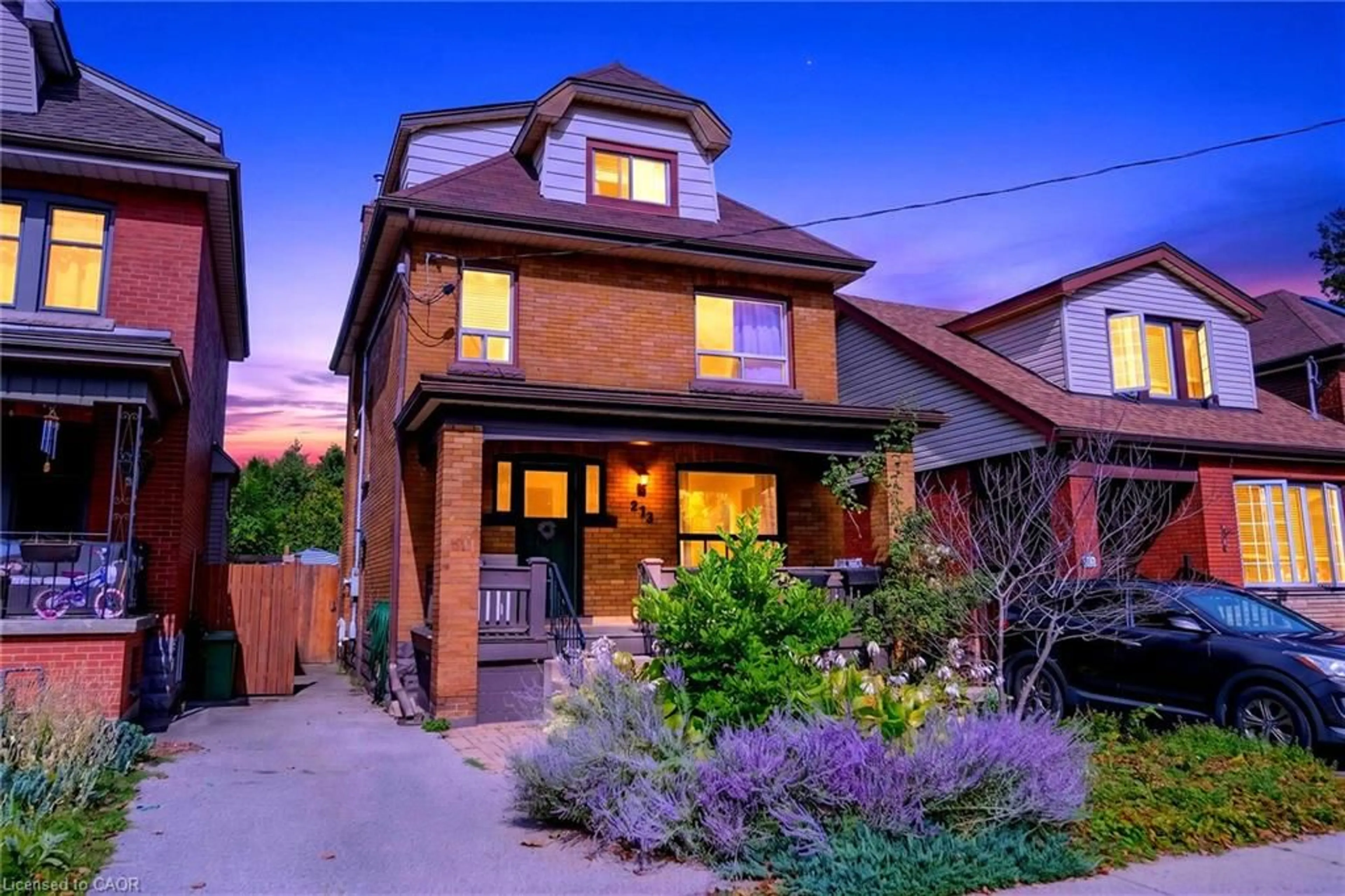 Home with brick exterior material, street for 272 Houghton Ave, Hamilton Ontario L8K 2N3