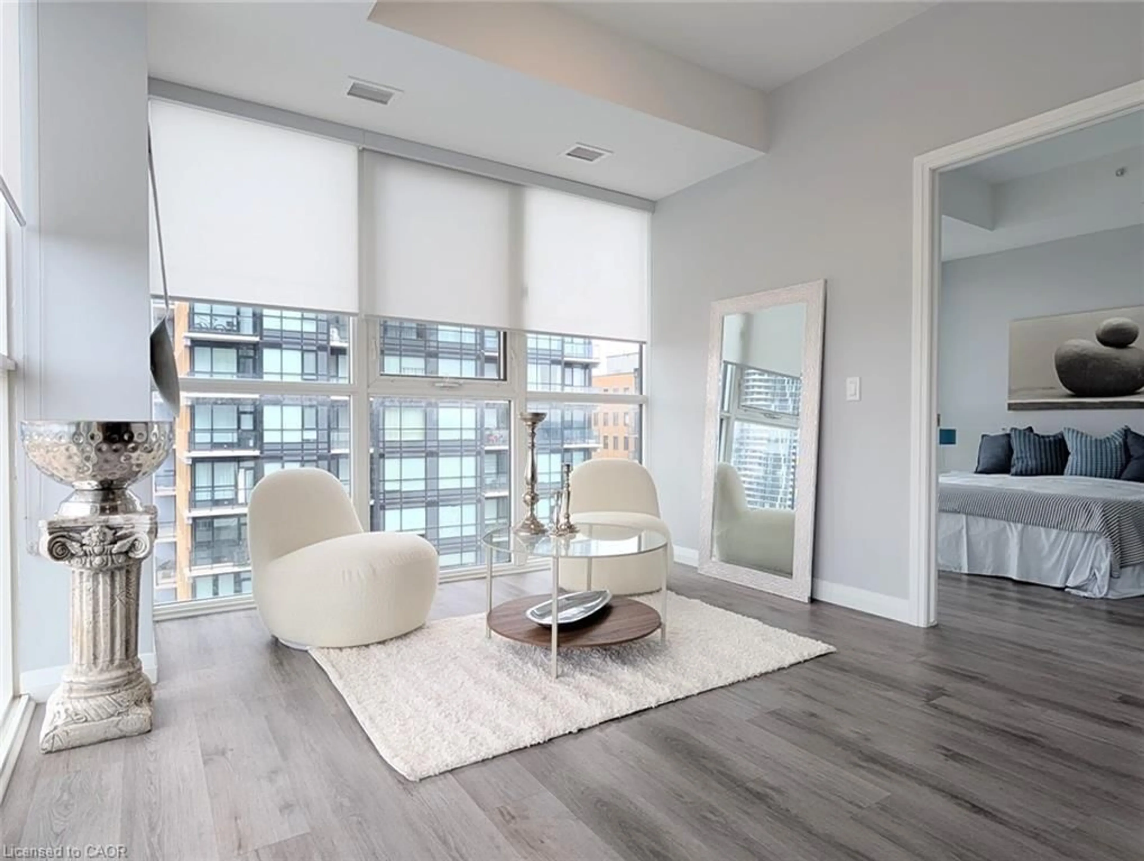 Living room with furniture, unknown for 108 Garment St #1811, 10th Line Shore Ontario N2G 0E2