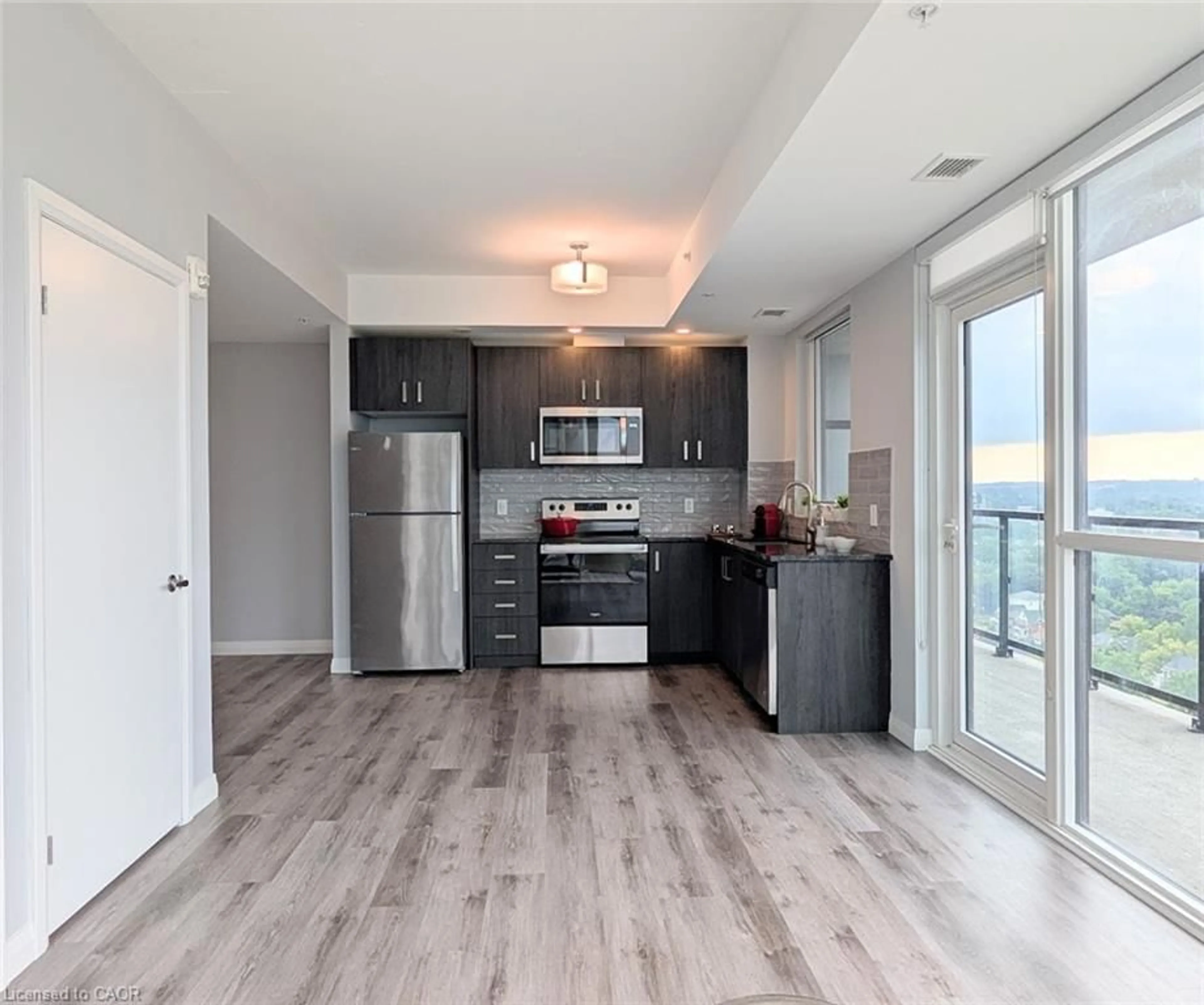 Open concept kitchen, unknown for 108 Garment St #1811, 10th Line Shore Ontario N2G 0E2