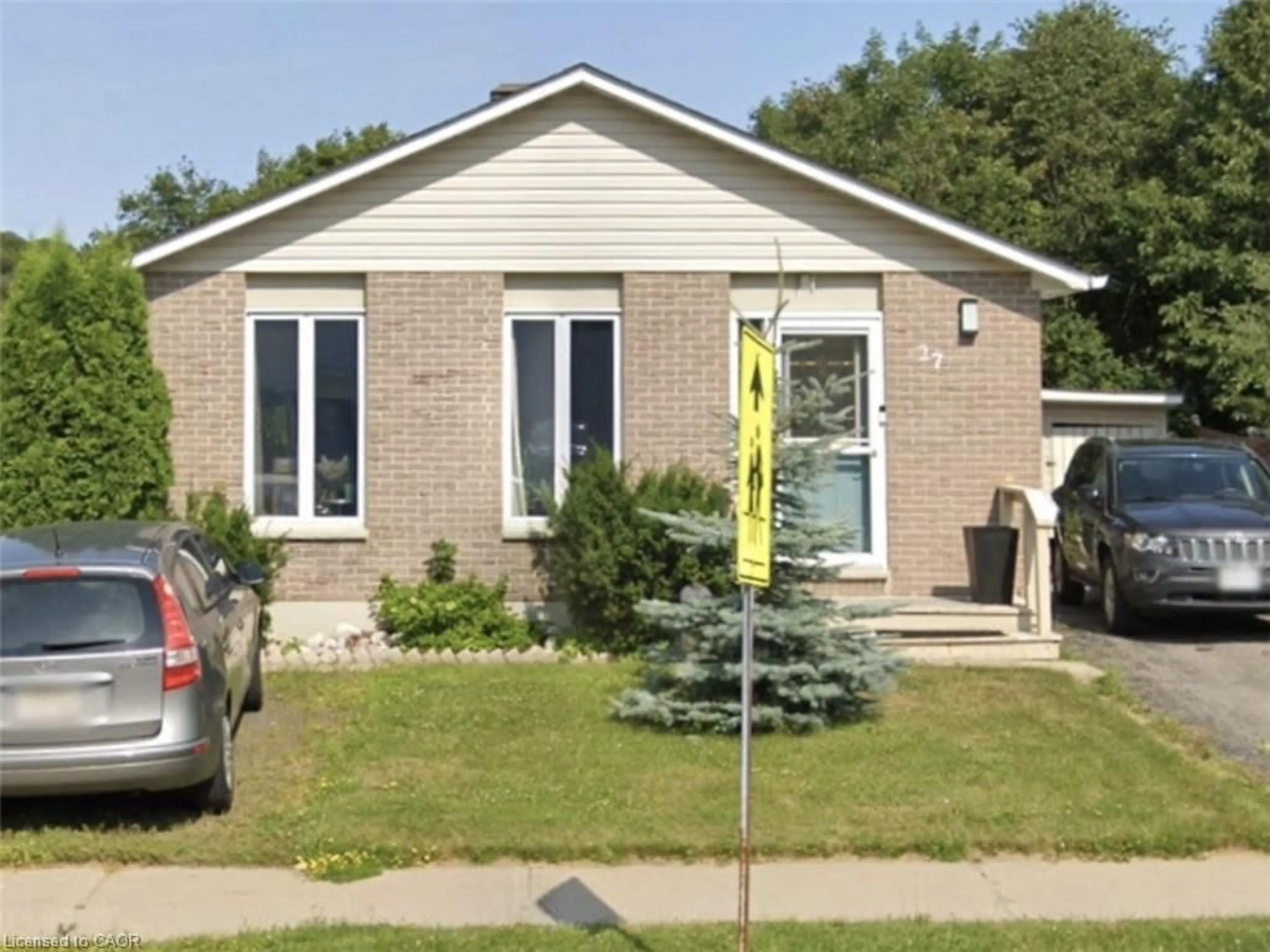 Home with brick exterior material, street for 27 Hergott Ave, Elliot Lake Ontario P5A 3B1