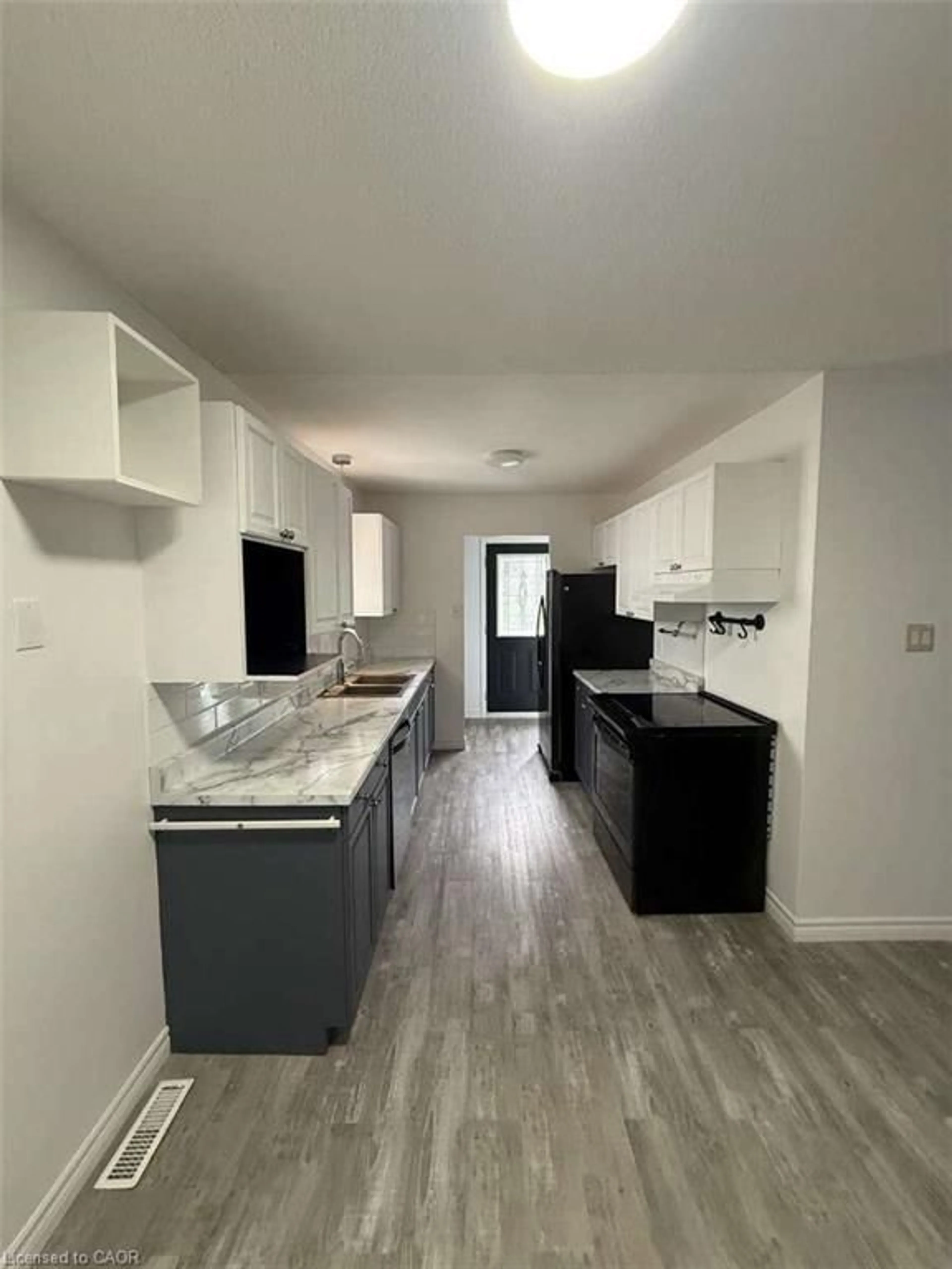 Open concept kitchen, unknown for 27 Hergott Ave, Elliot Lake Ontario P5A 3B1