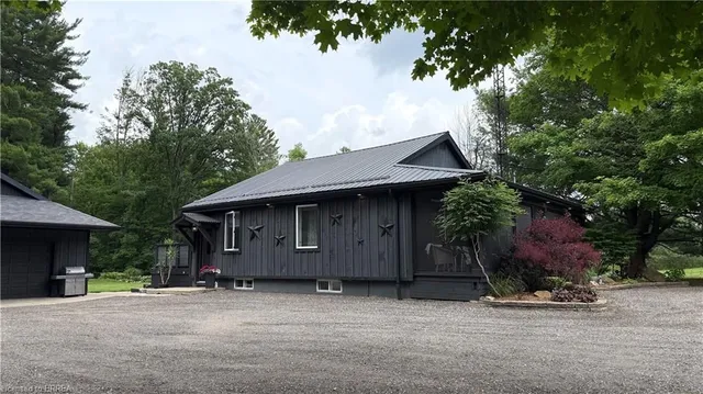 686577 Highway 2, Princeton 2
