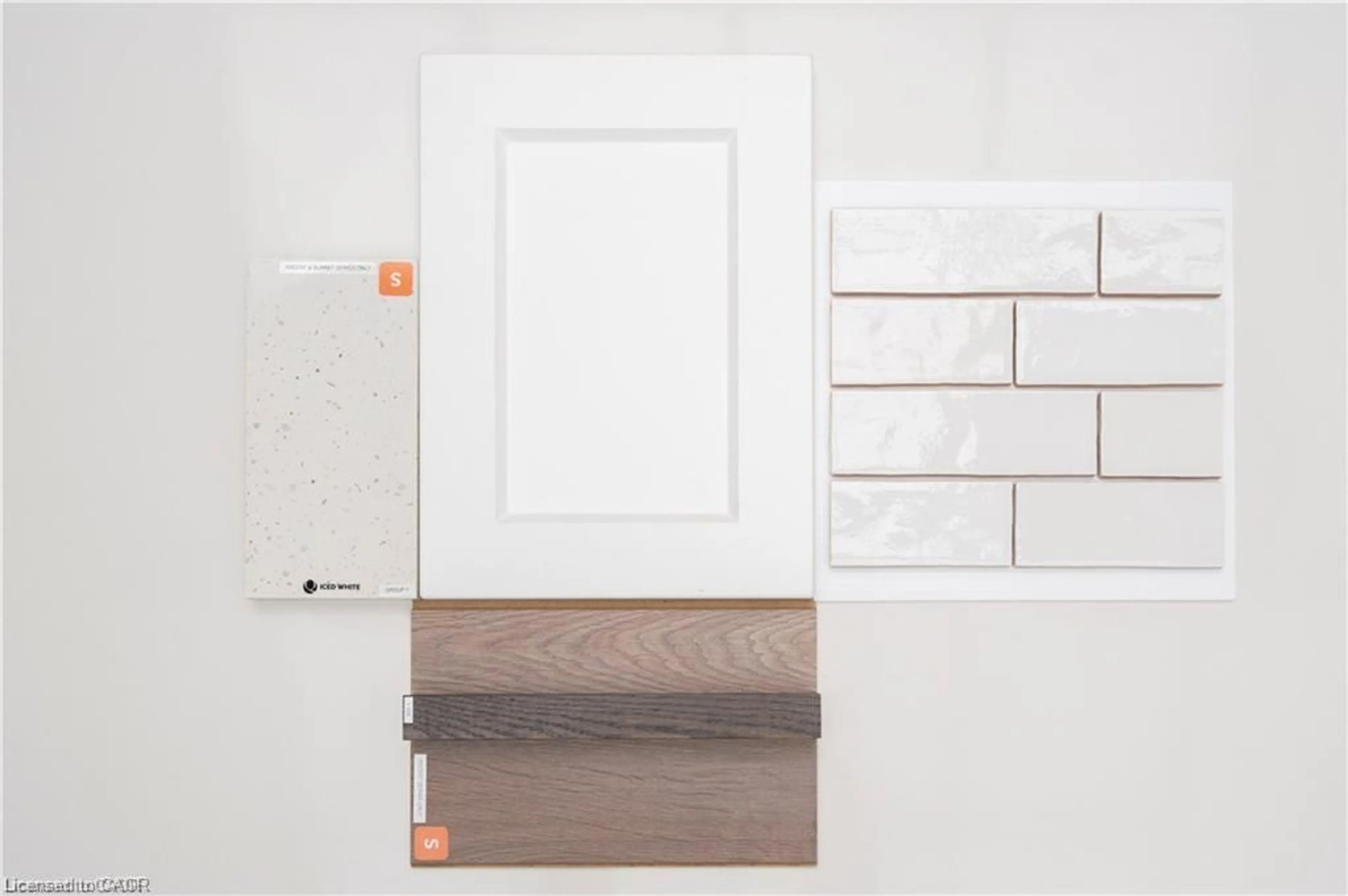 Indoor entryway for 443 Benninger Dr, Kitchener Ontario N2E 0J9