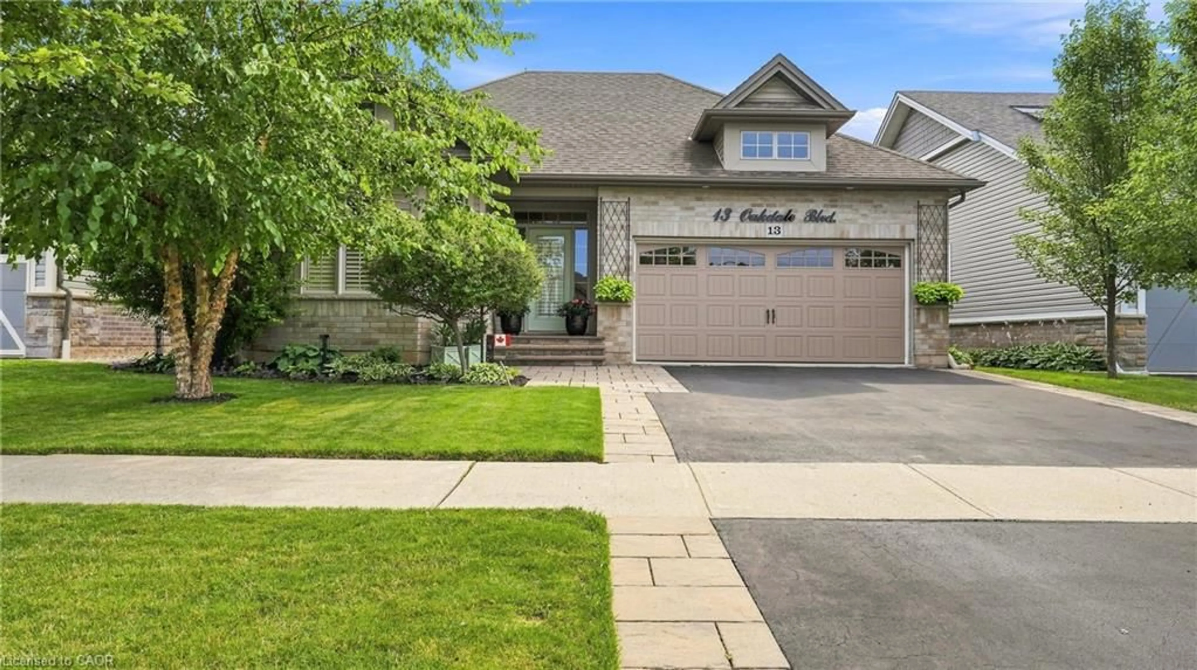Home with brick exterior material, street for 13 Oakdale Blvd, Smithville Ontario L0R 2A0