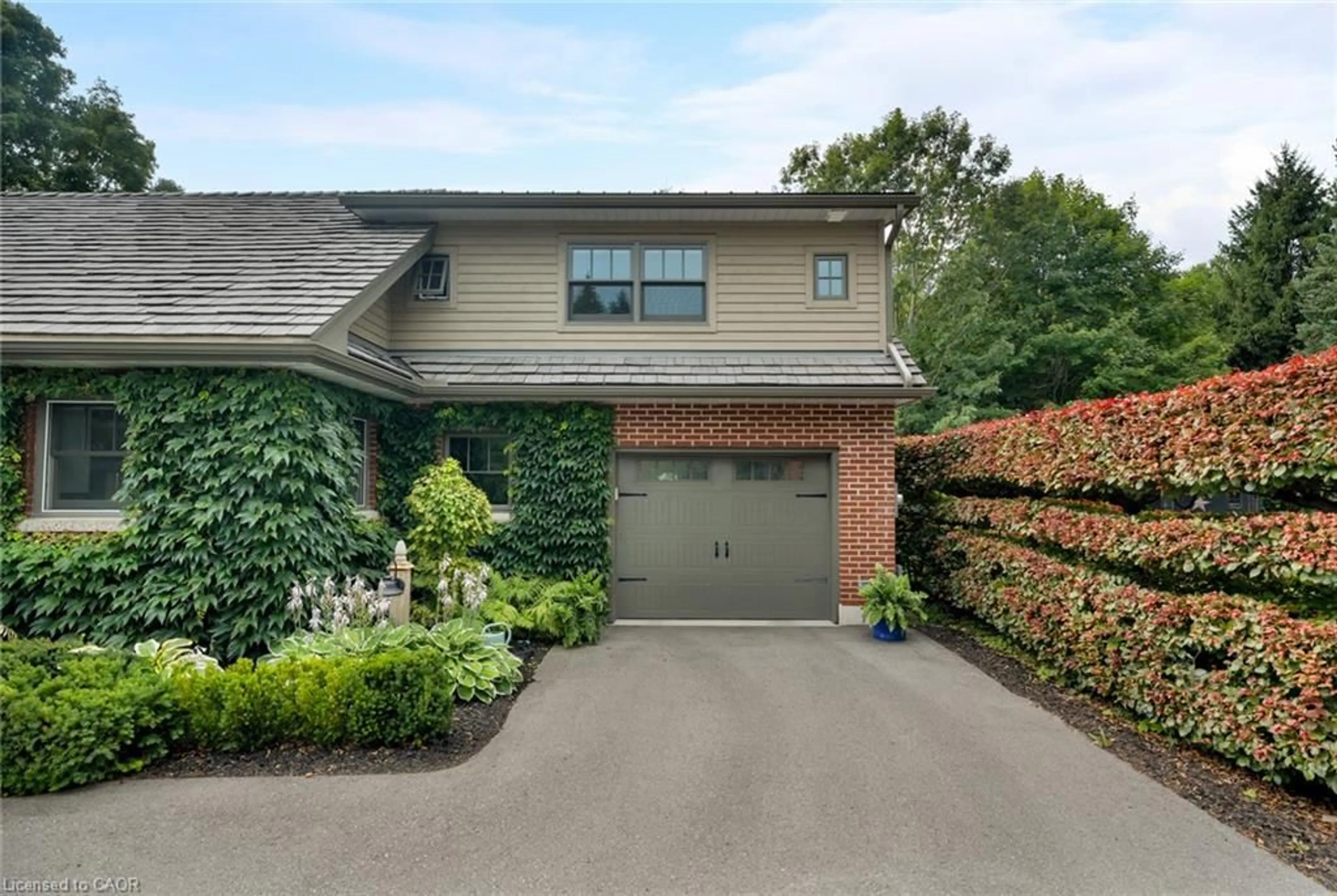 Unknown for 23 Alice St, Thornbury Ontario N0H 2P0