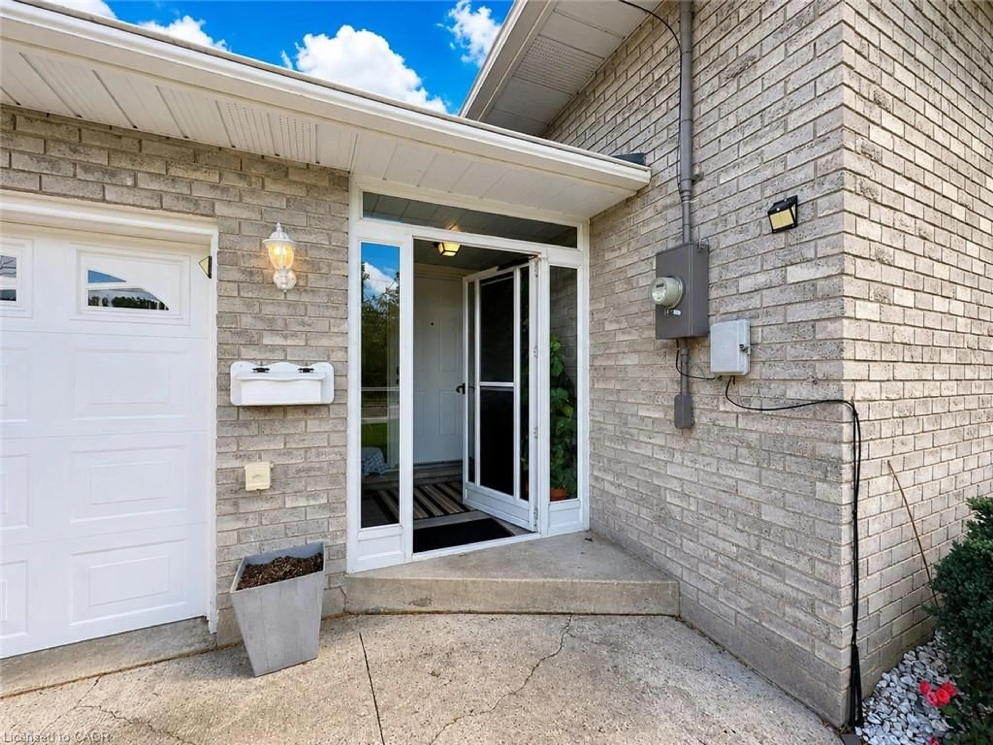 Unknown for 36 Oakhill Dr, Brantford Ontario N3T 1R1