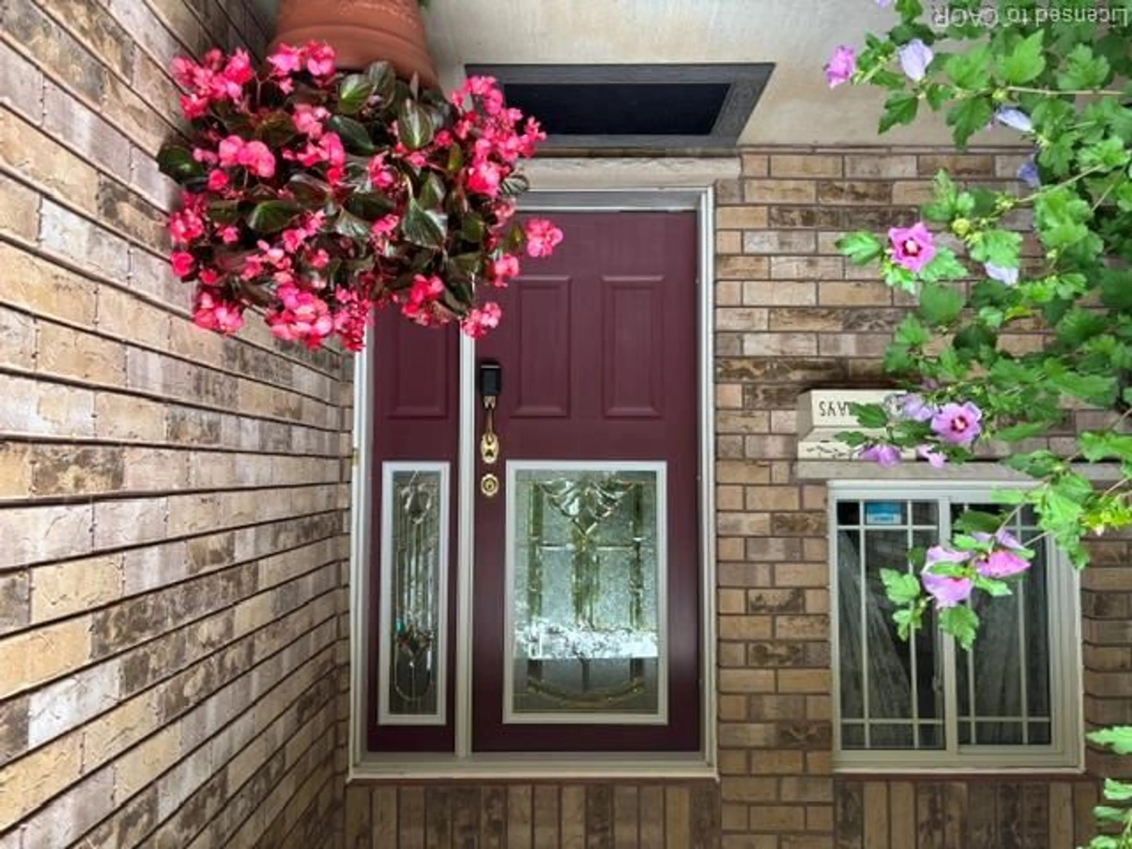 Indoor entryway for 447 Queen St, Simcoe Ontario N3Y 5N1
