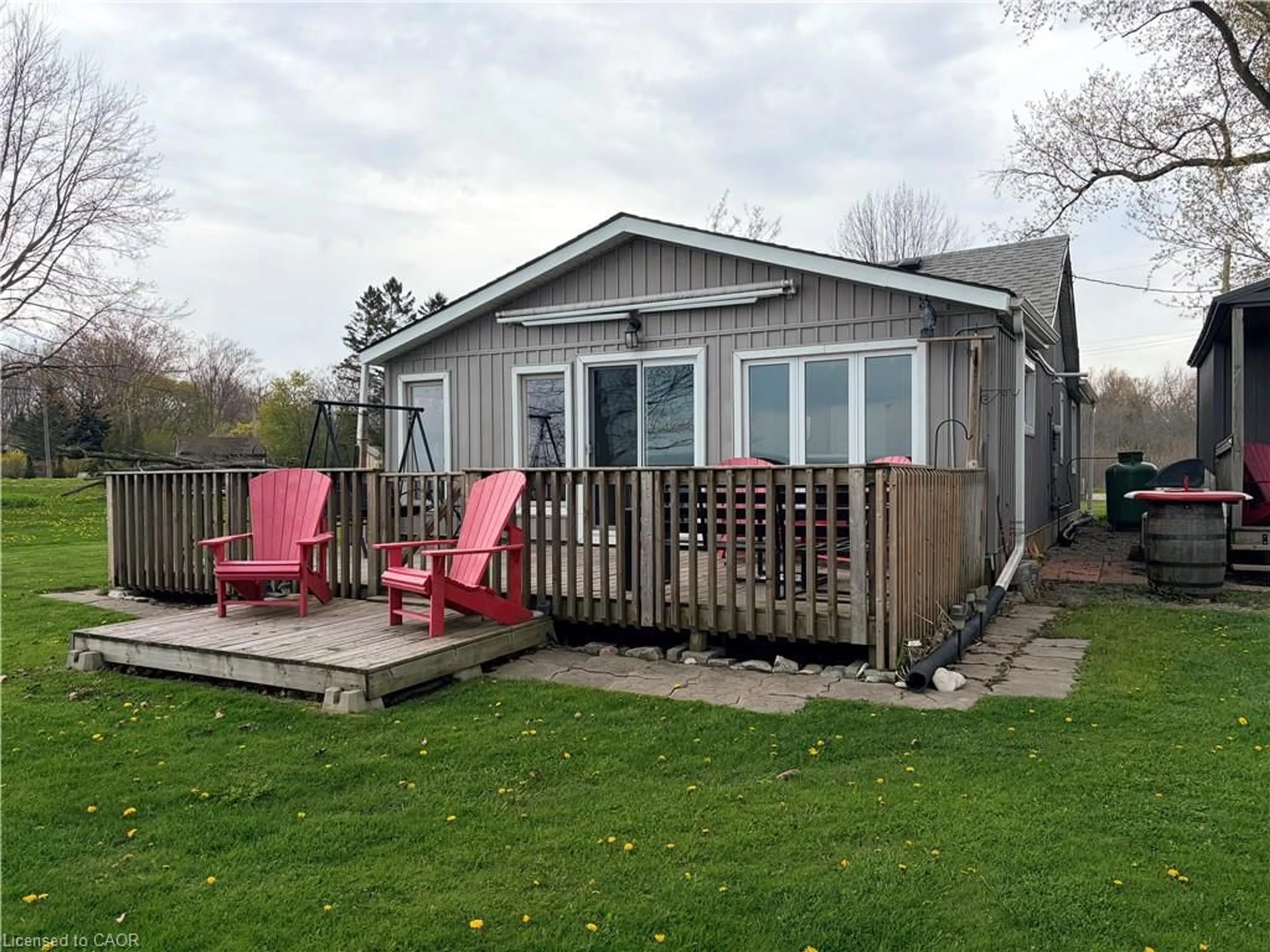 A pic from outside/outdoor area/front of a property/back of a property/a pic from drone, water/lake/river/ocean view for 1115 New Lakeshore Rd, Walpole Ontario N0A 1L0