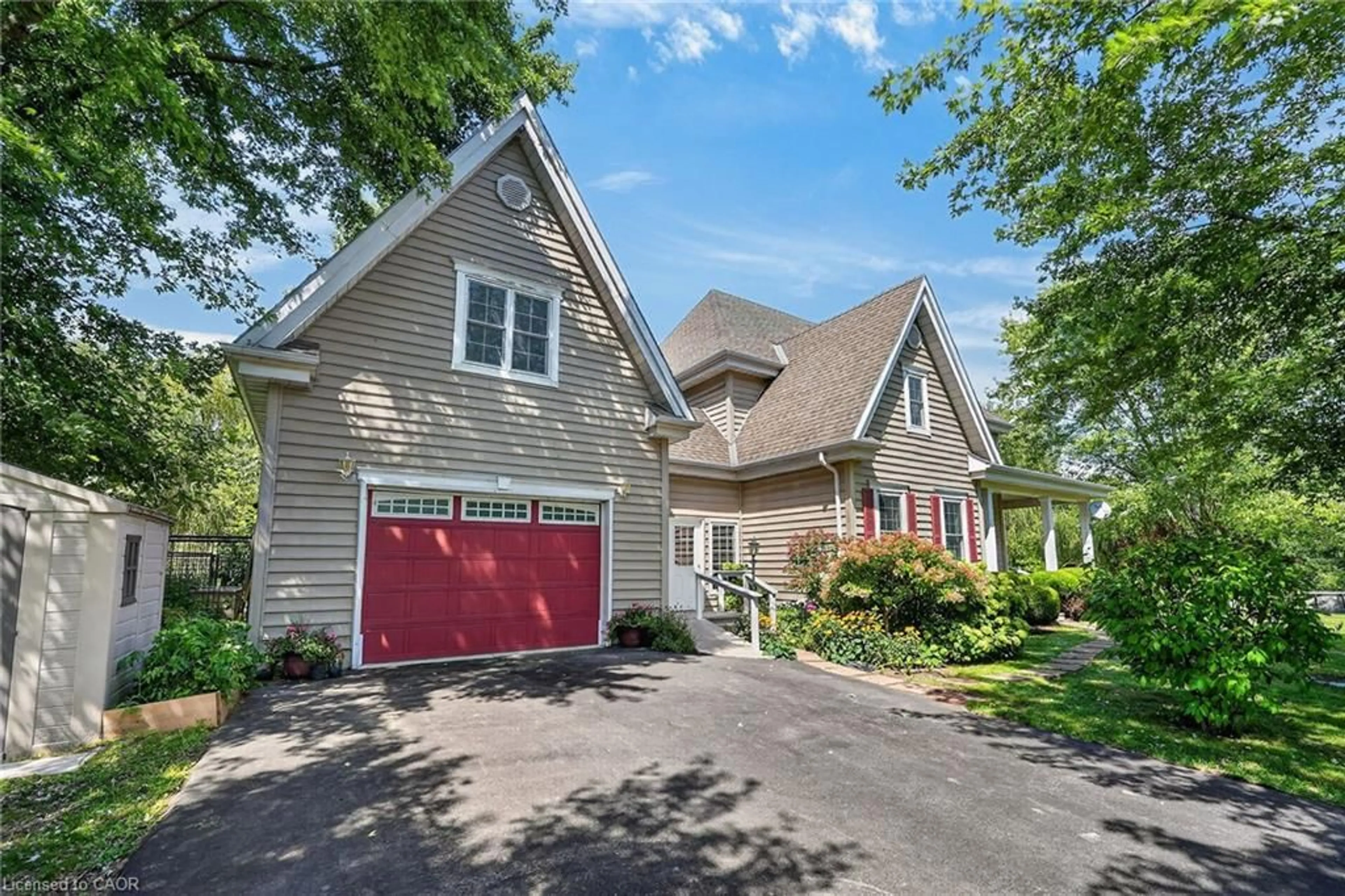 Unknown for 413 8th Conc Rd Enr, Clear Creek Ontario N0E 1C0
