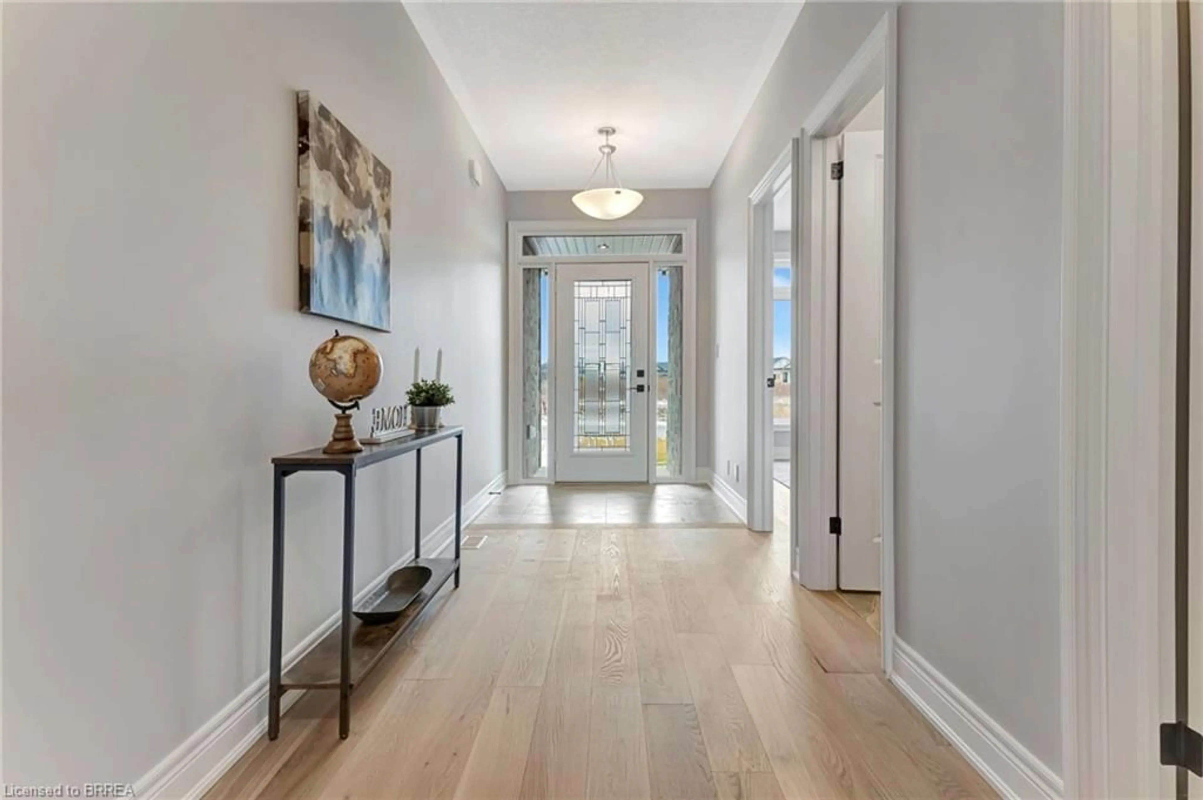 Indoor entryway for 93 Craddock Blvd, Jarvis Ontario N0A 1J0