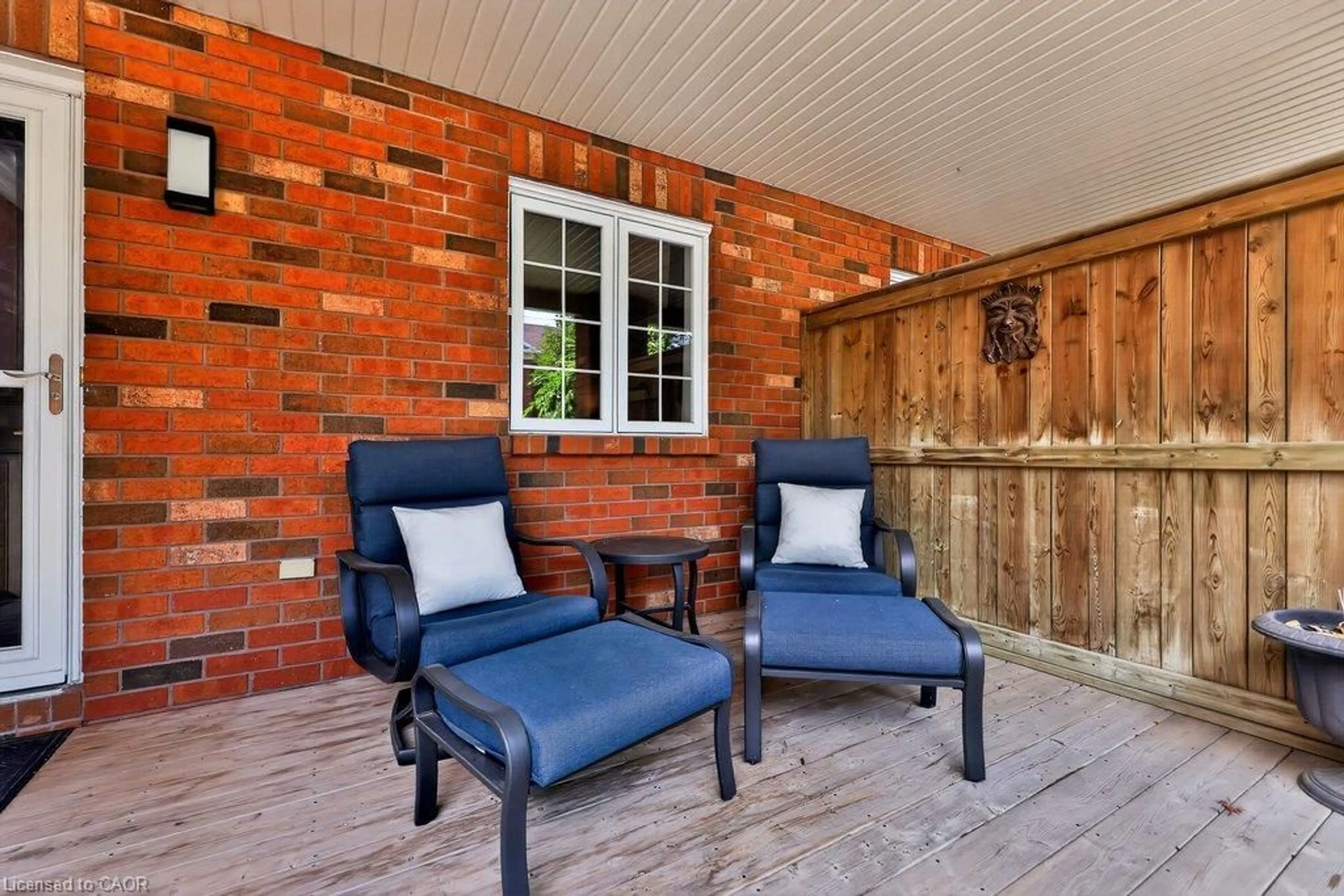Patio, water/lake/river/ocean view for 4097 John Charles Blvd, Vineland Ontario L0R 2C0