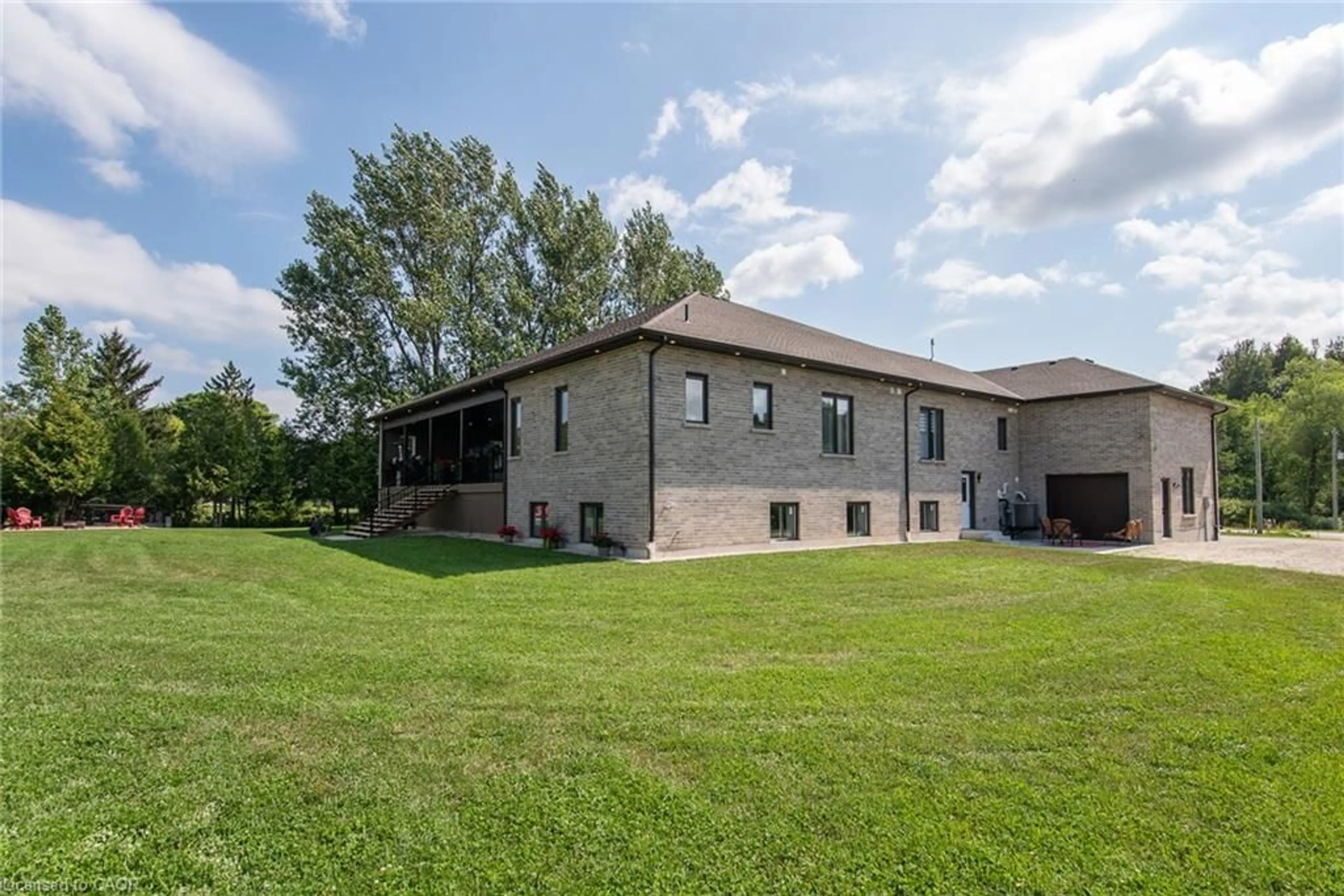 Patio, unknown for 6780 Wellington Rd 10, Moorefield Ontario N0G 2K0