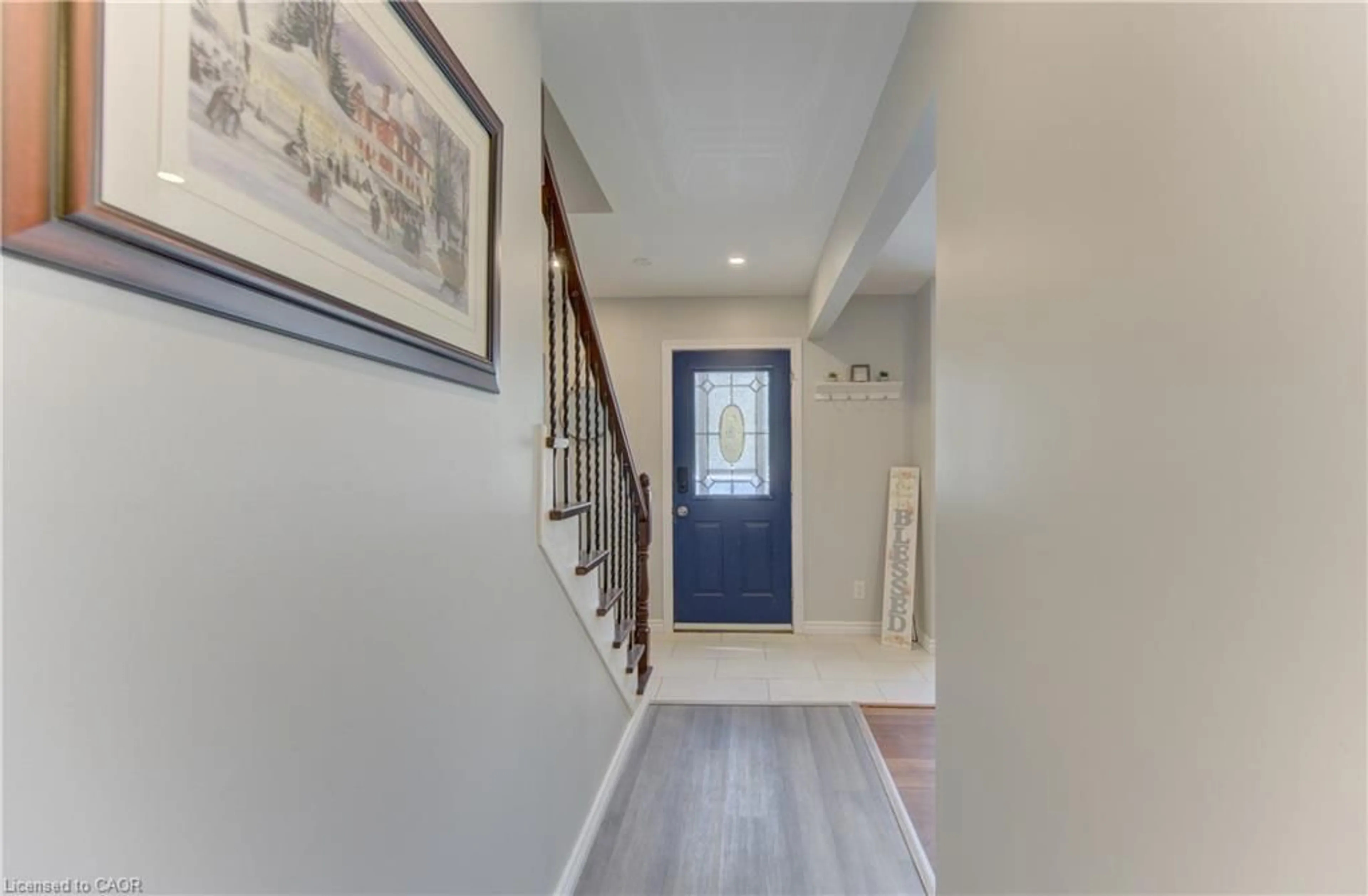 Indoor entryway for 80 Glen Avon Cres, Kitchener Ontario N2N 1C3