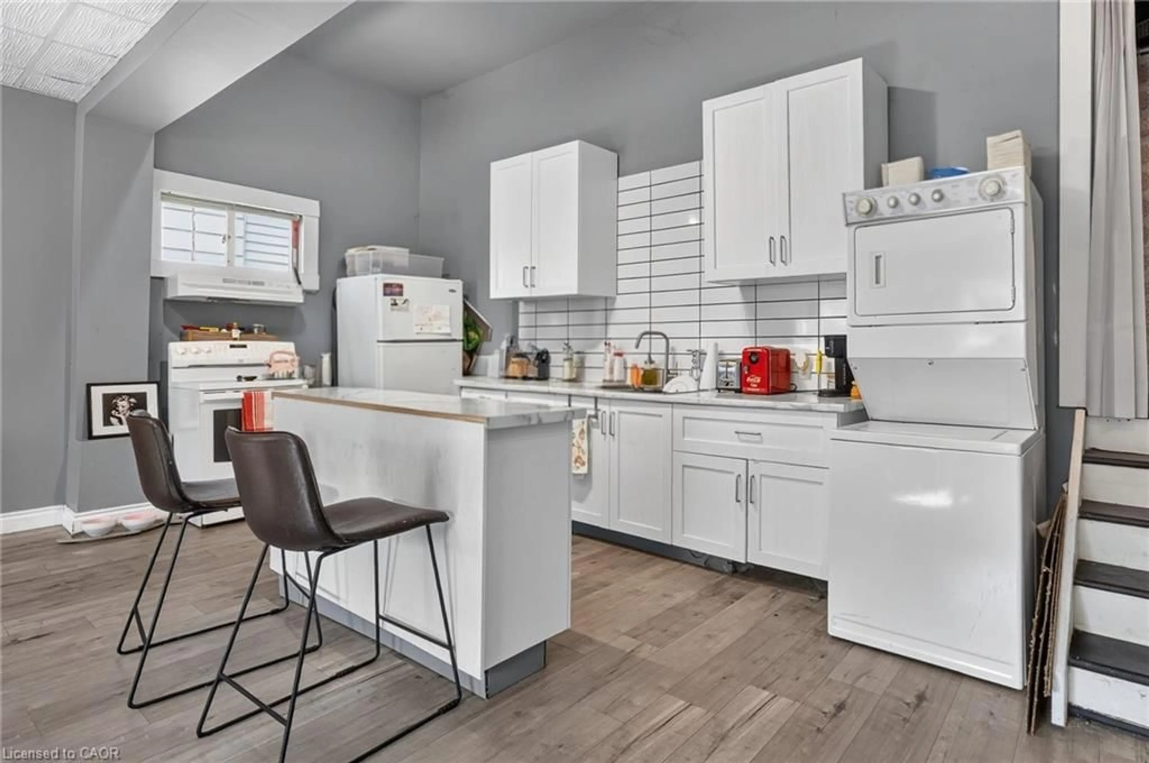 Open concept kitchen, ceramic/tile floor for 56 East 32nd St, Hamilton Ontario L8V 3R6