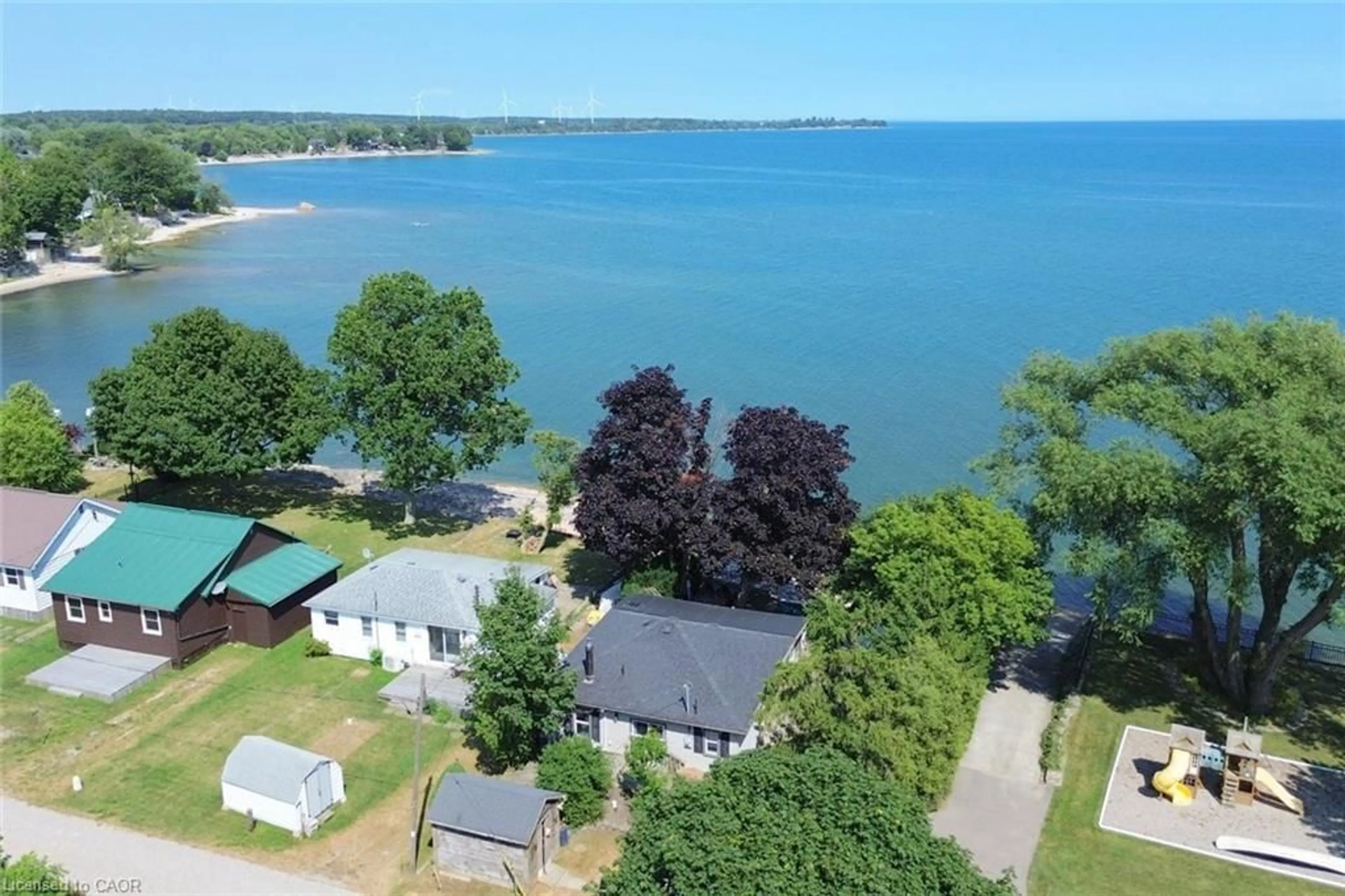 A pic from outside/outdoor area/front of a property/back of a property/a pic from drone, water/lake/river/ocean view for 32 Hamdun Lane, Selkirk Ontario N0A 1P0