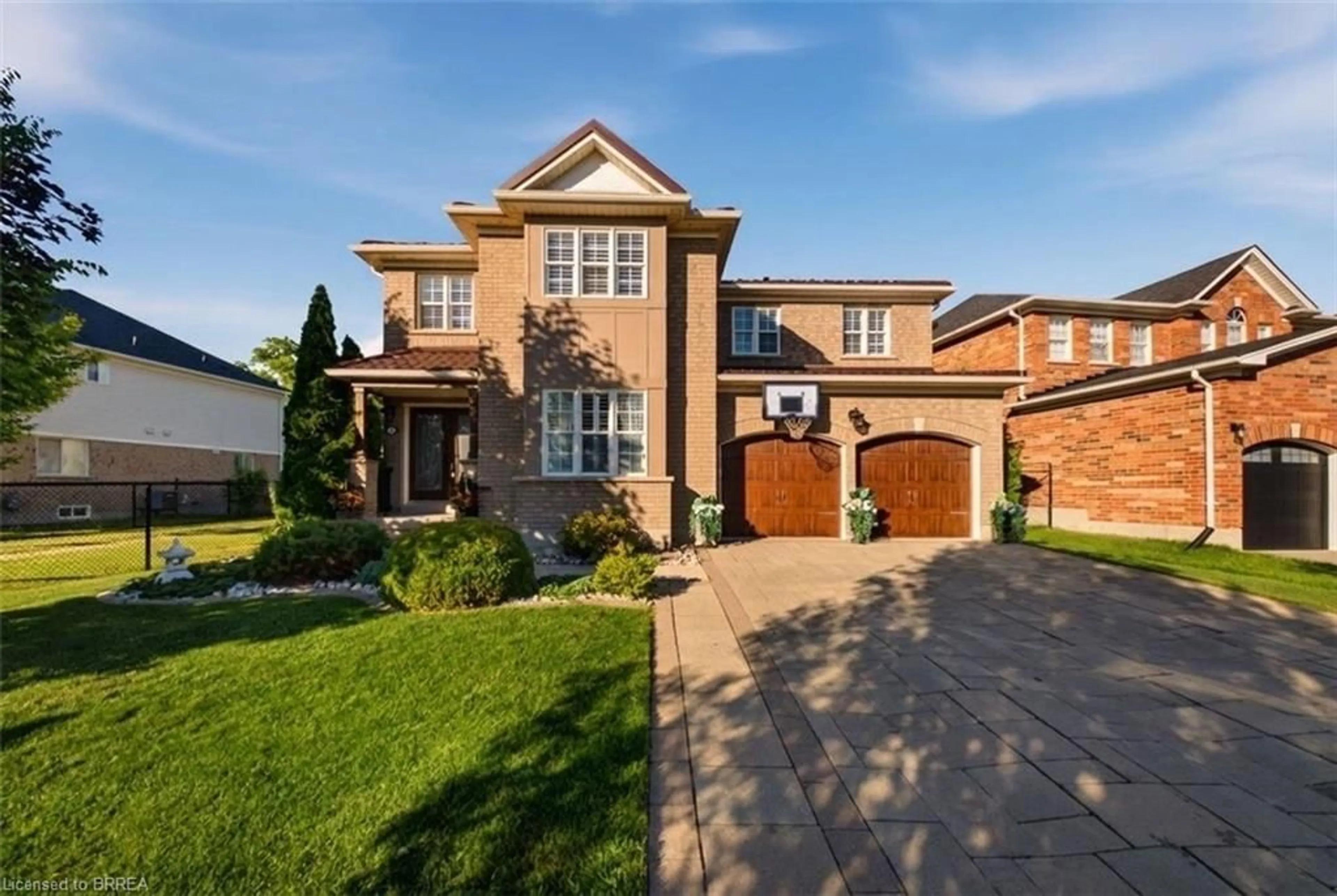 Home with brick exterior material, street for 75 Hunter Way, Brantford Ontario N3T 0A2