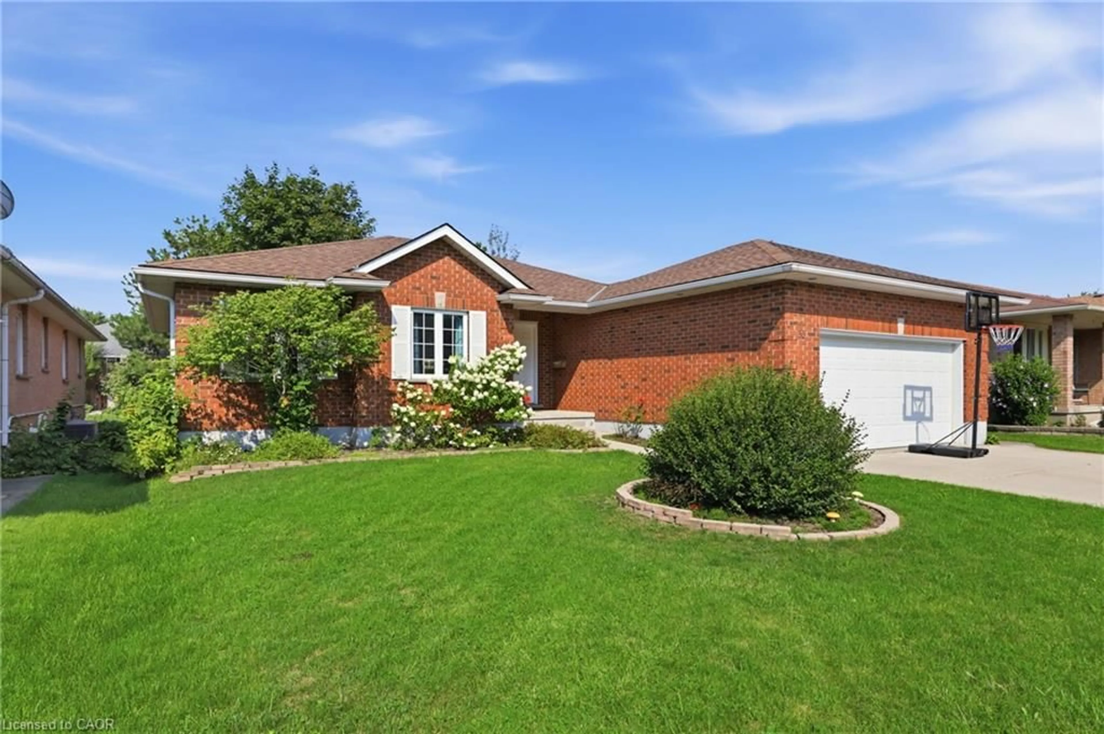 Home with brick exterior material, street for 33 King St, Tavistock Ontario N0B 2R0