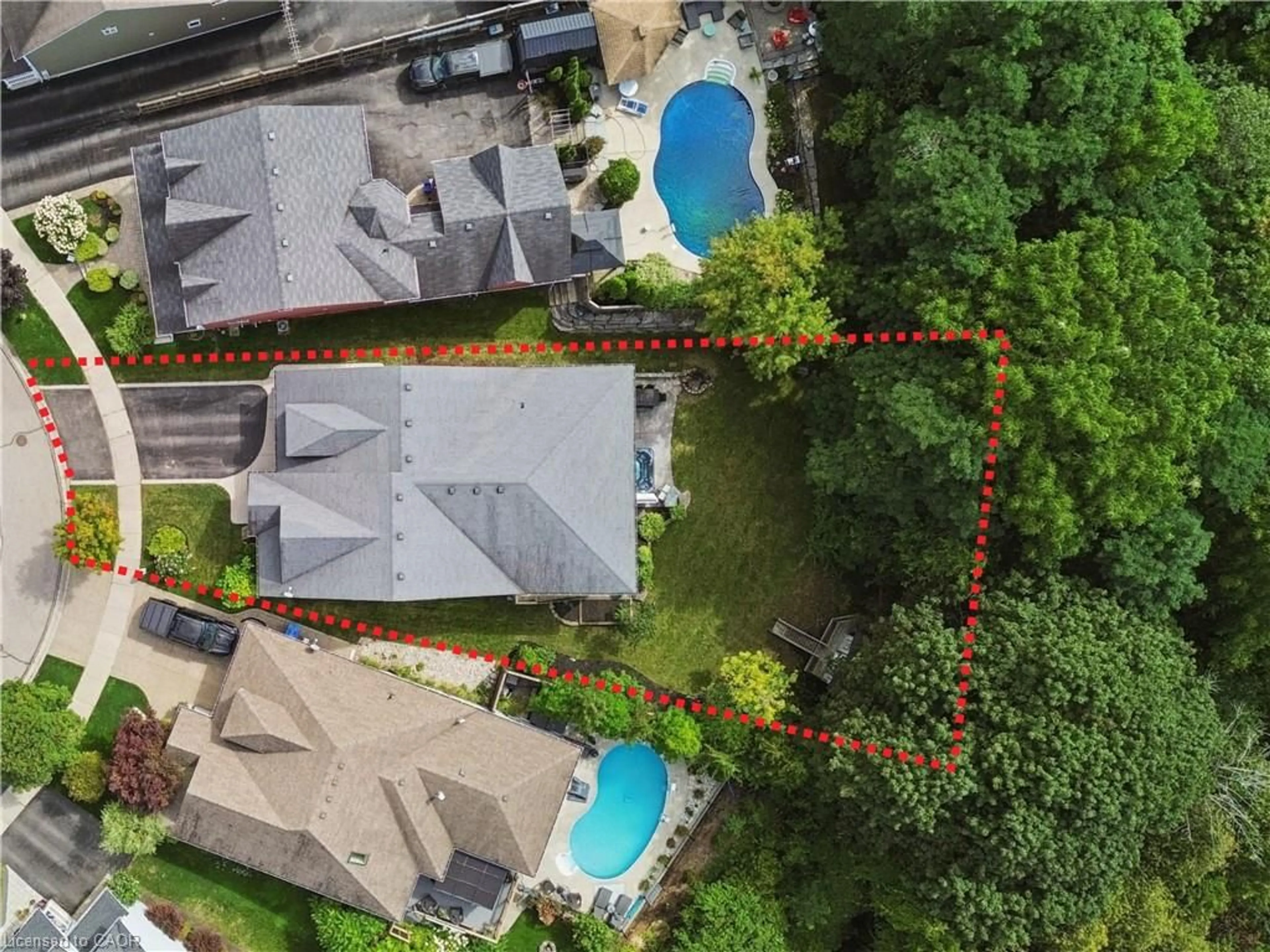 A pic from outside/outdoor area/front of a property/back of a property/a pic from drone, street for 108 Hampson Cres, Rockwood Ontario N0B 2K0