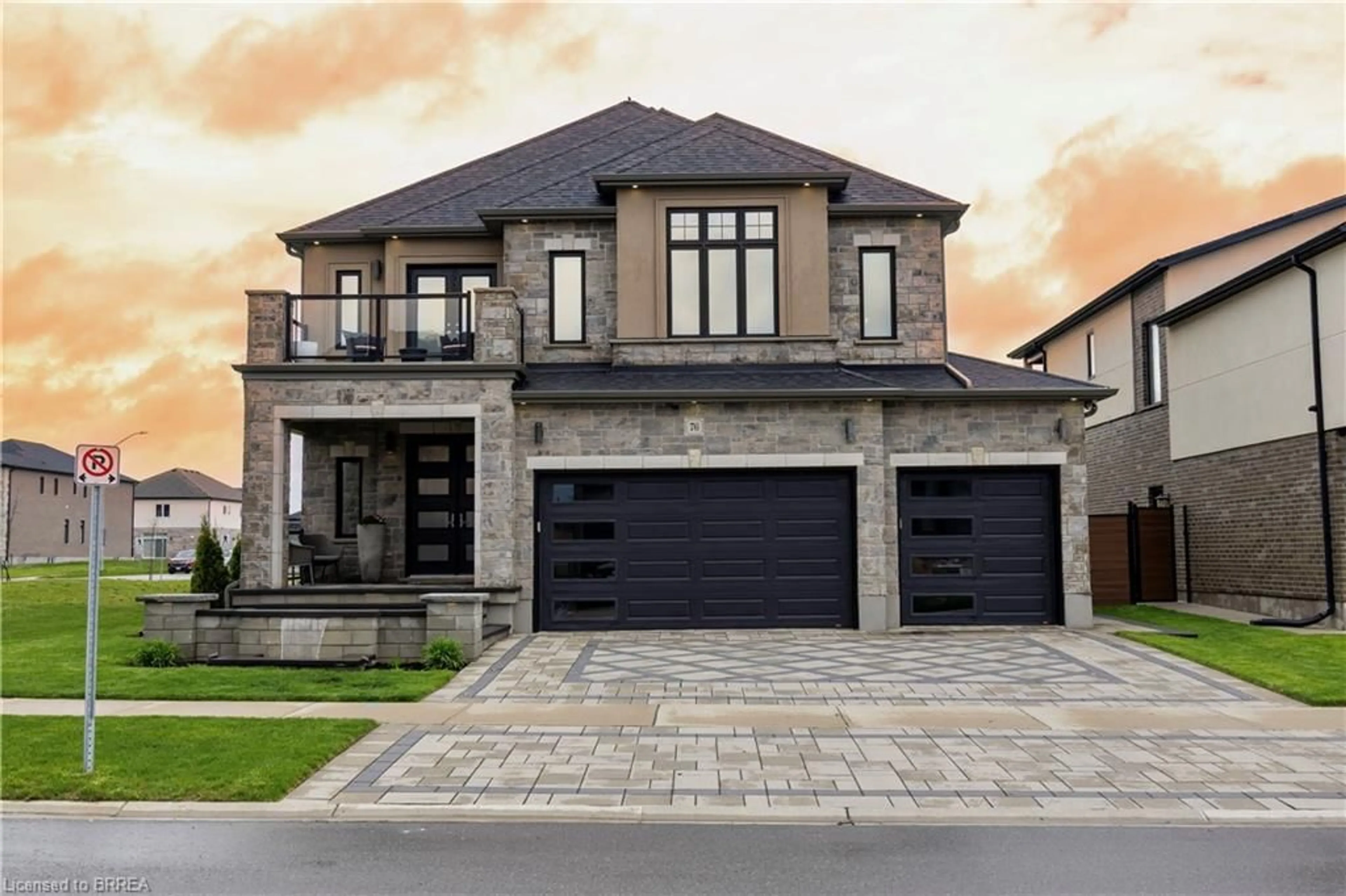Home with brick exterior material, street for 76 Grandville Cir, Paris Ontario N3L 0J5