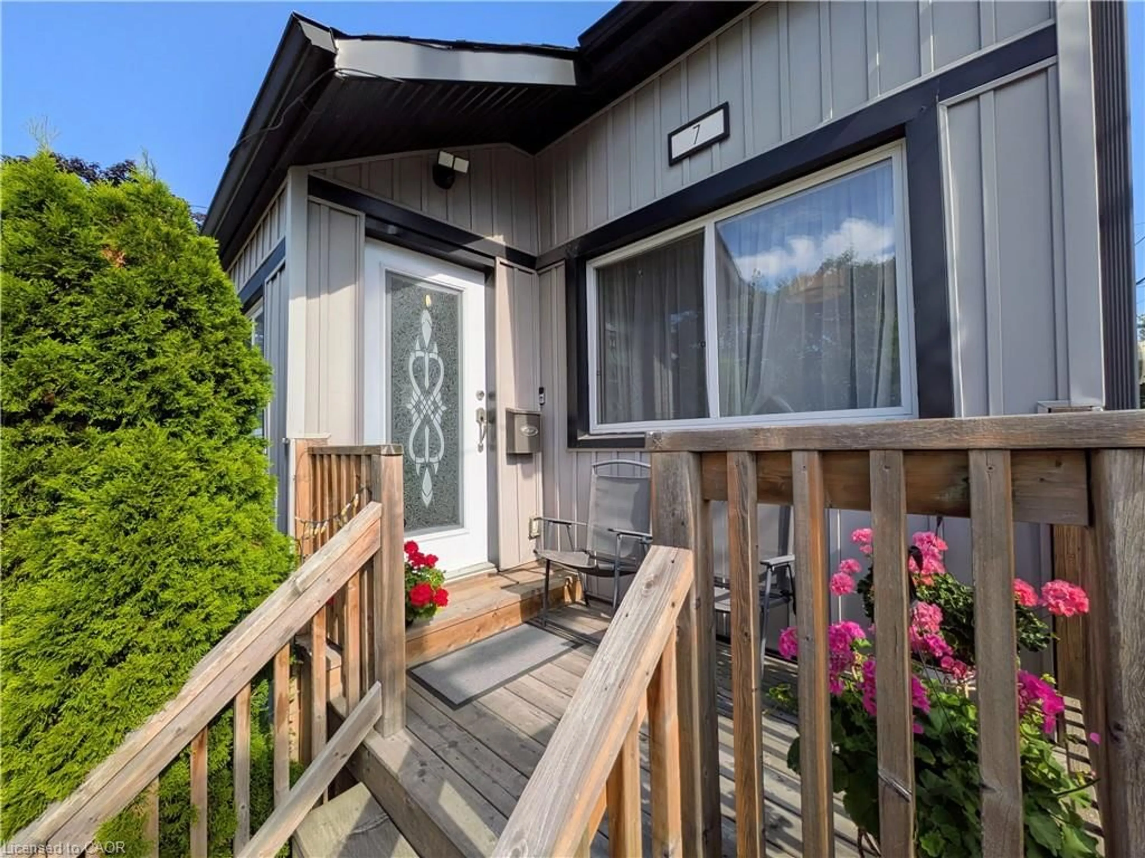 Unknown for 7 Campbell Ave, Hamilton Ontario L8L 2M7