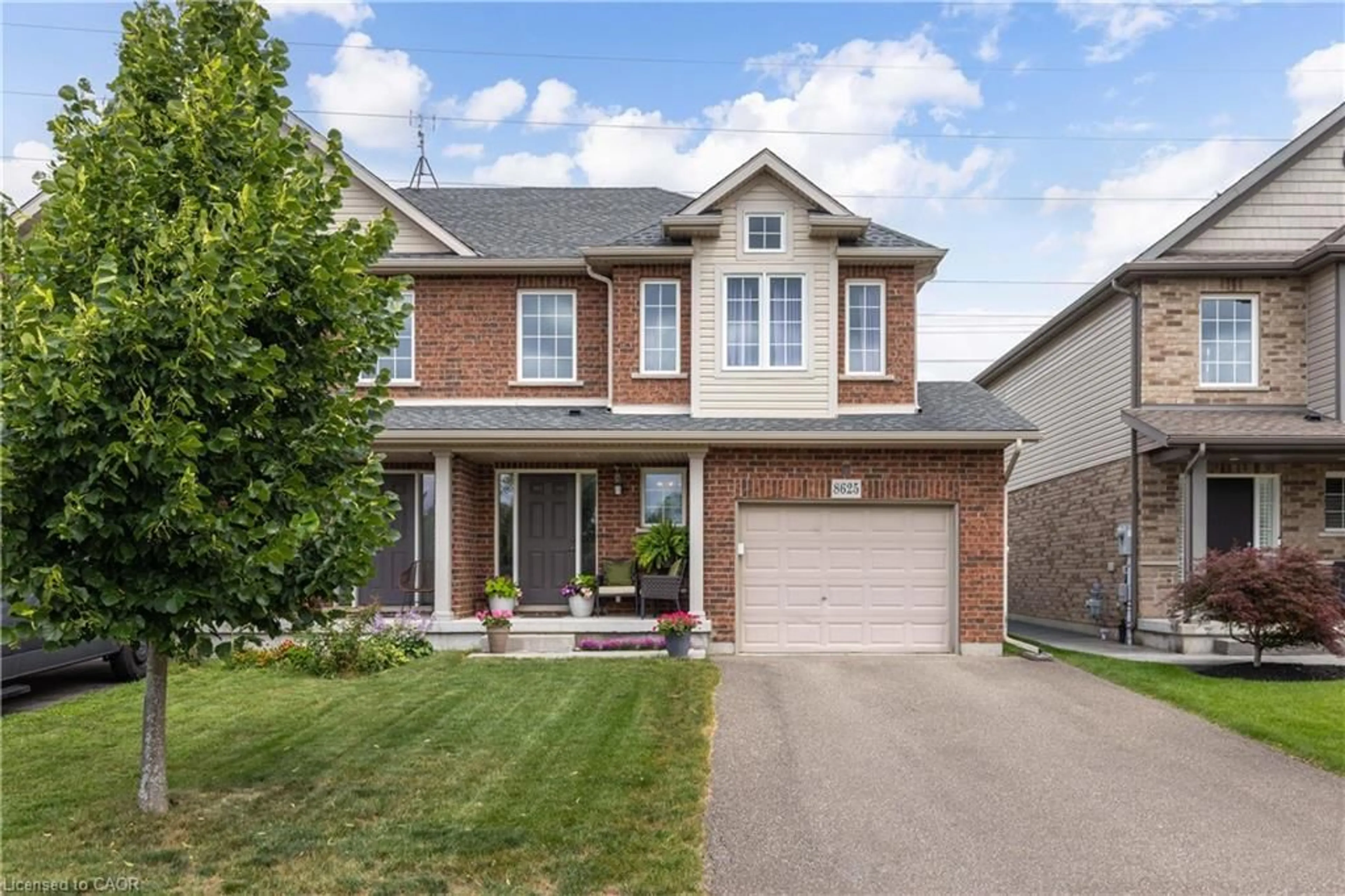 Home with brick exterior material, street for 8625 Upper Canada Dr, Niagara Falls Ontario L2G 0H8