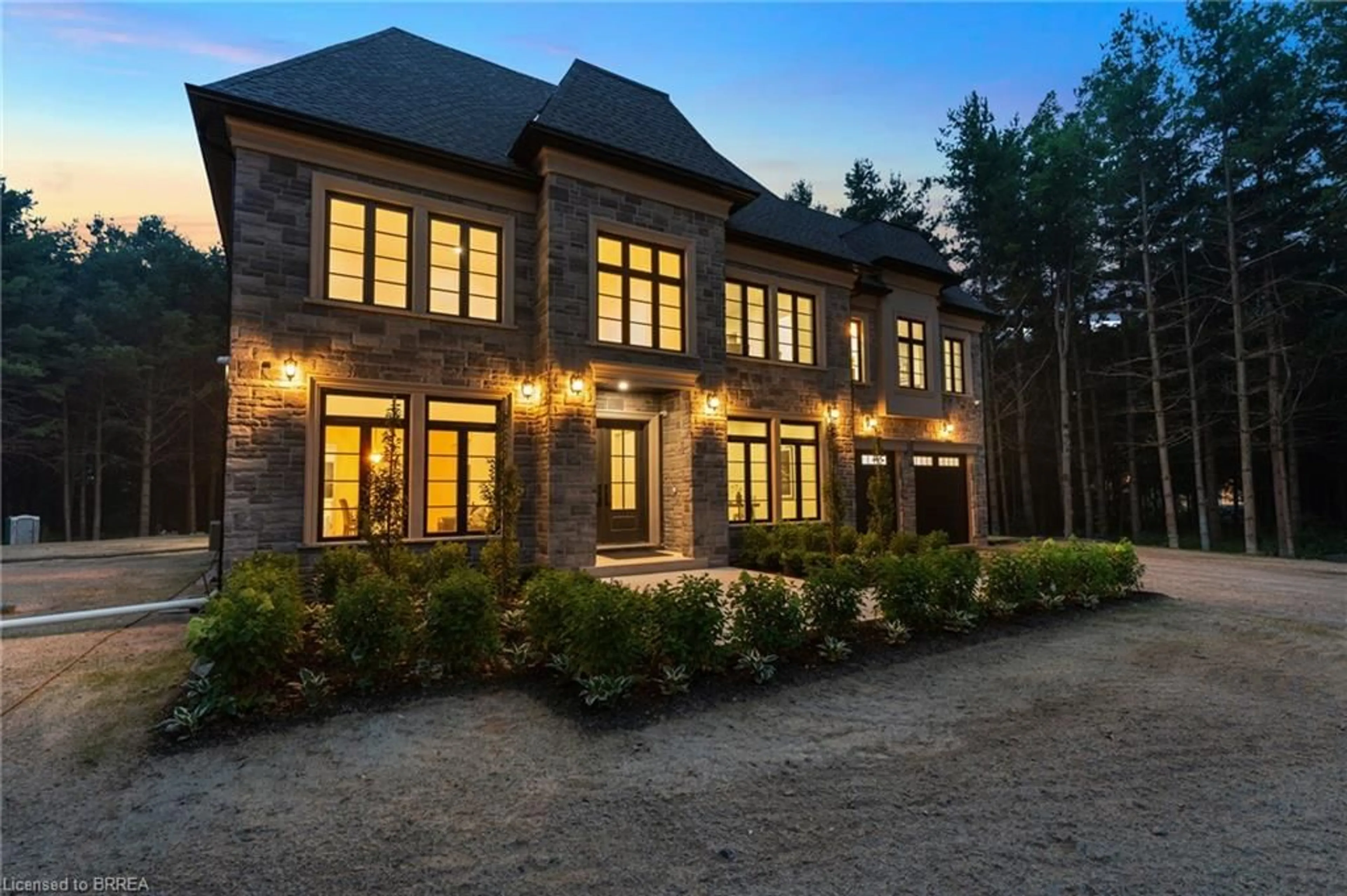 Home with brick exterior material, unknown for 5 West Harris Rd, Brantford Ontario N3T 5L4