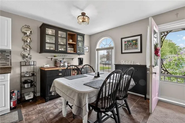 11 Rochelle Cres, Ridgeway 5
