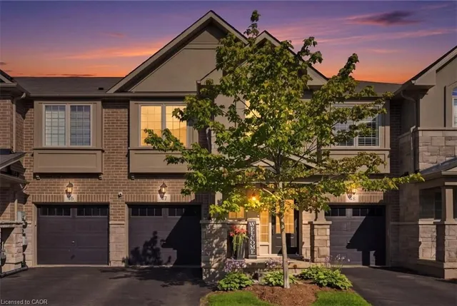 215 Dundas St #47, Waterdown 2