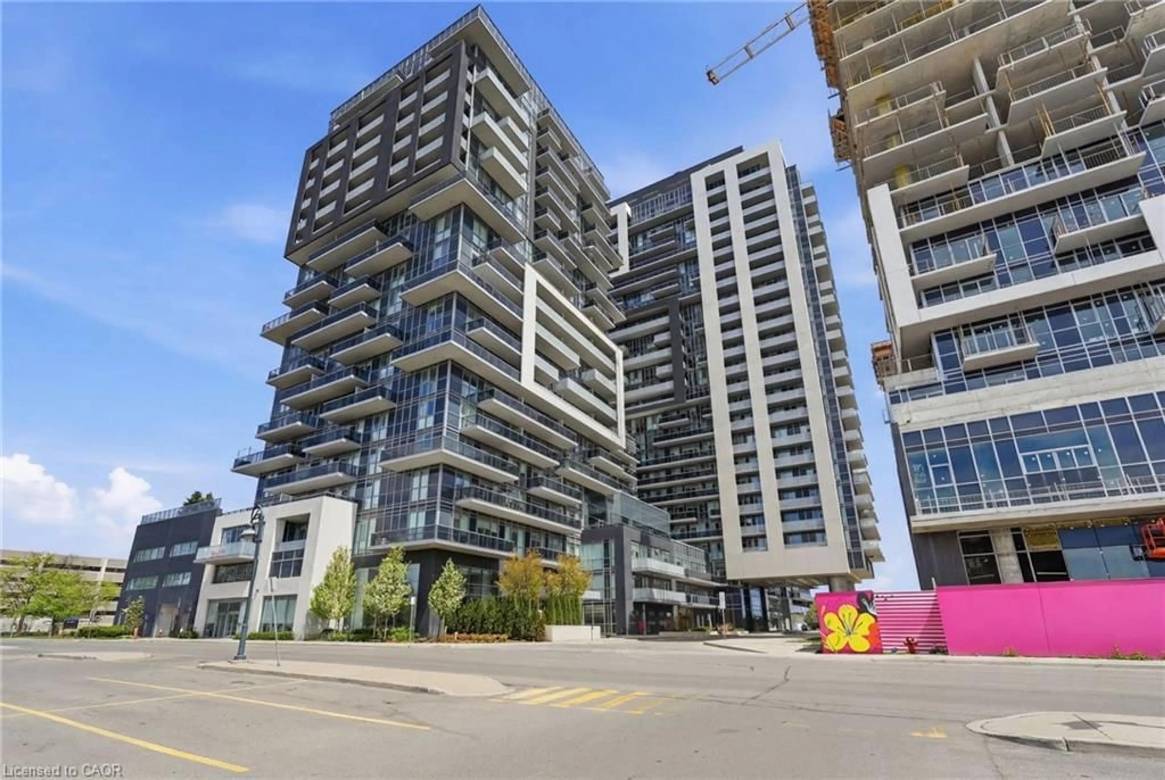 Unknown for 2087 Fairview St #2002, Burlington Ontario L7R 0E5