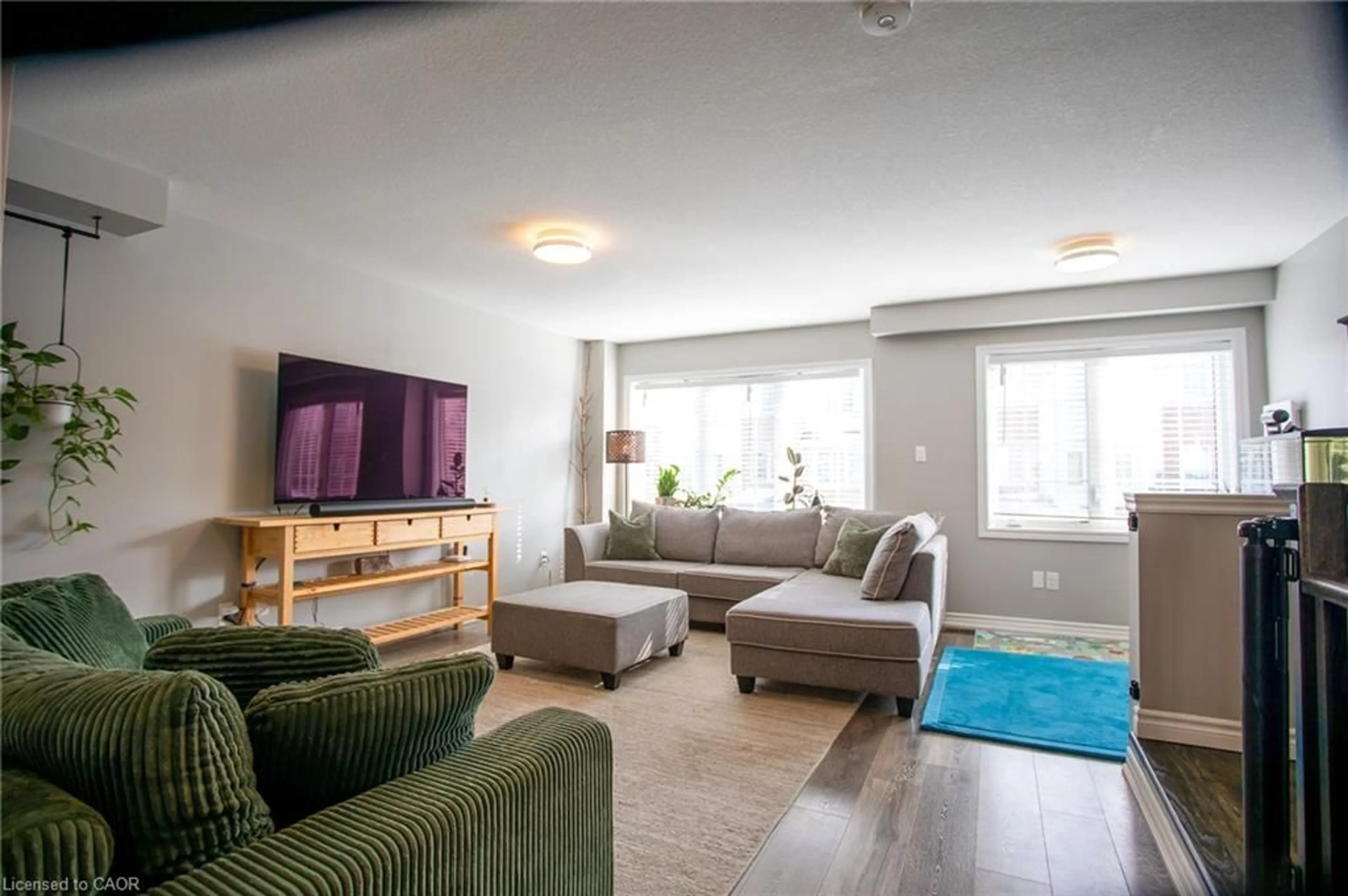 Living room with furniture, unknown for 18 England Terr, Stoney Creek Ontario L8J 0G4