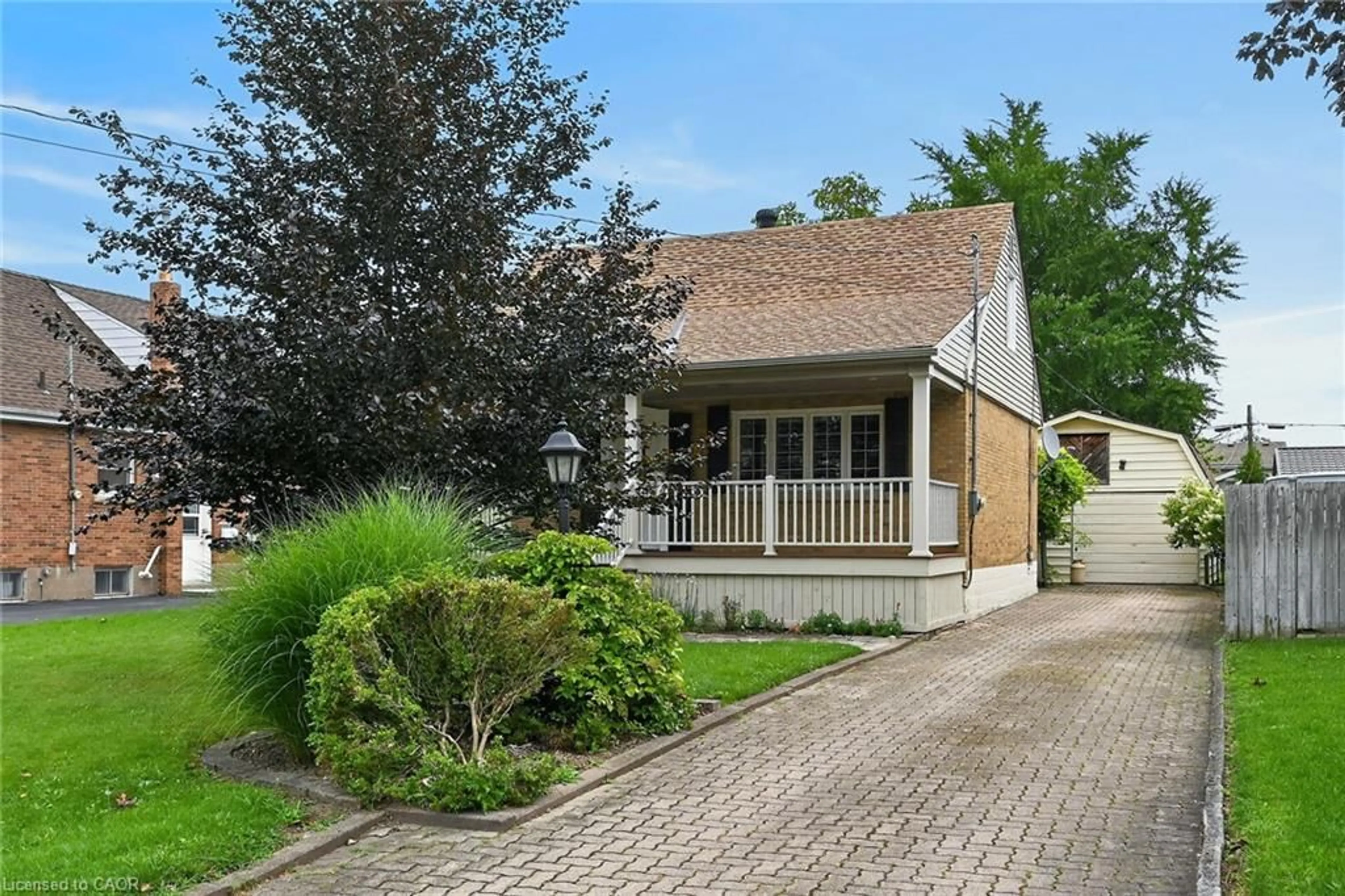 Home with vinyl exterior material, street for 31 Gailmont Dr, Hamilton Ontario L8K 4B2