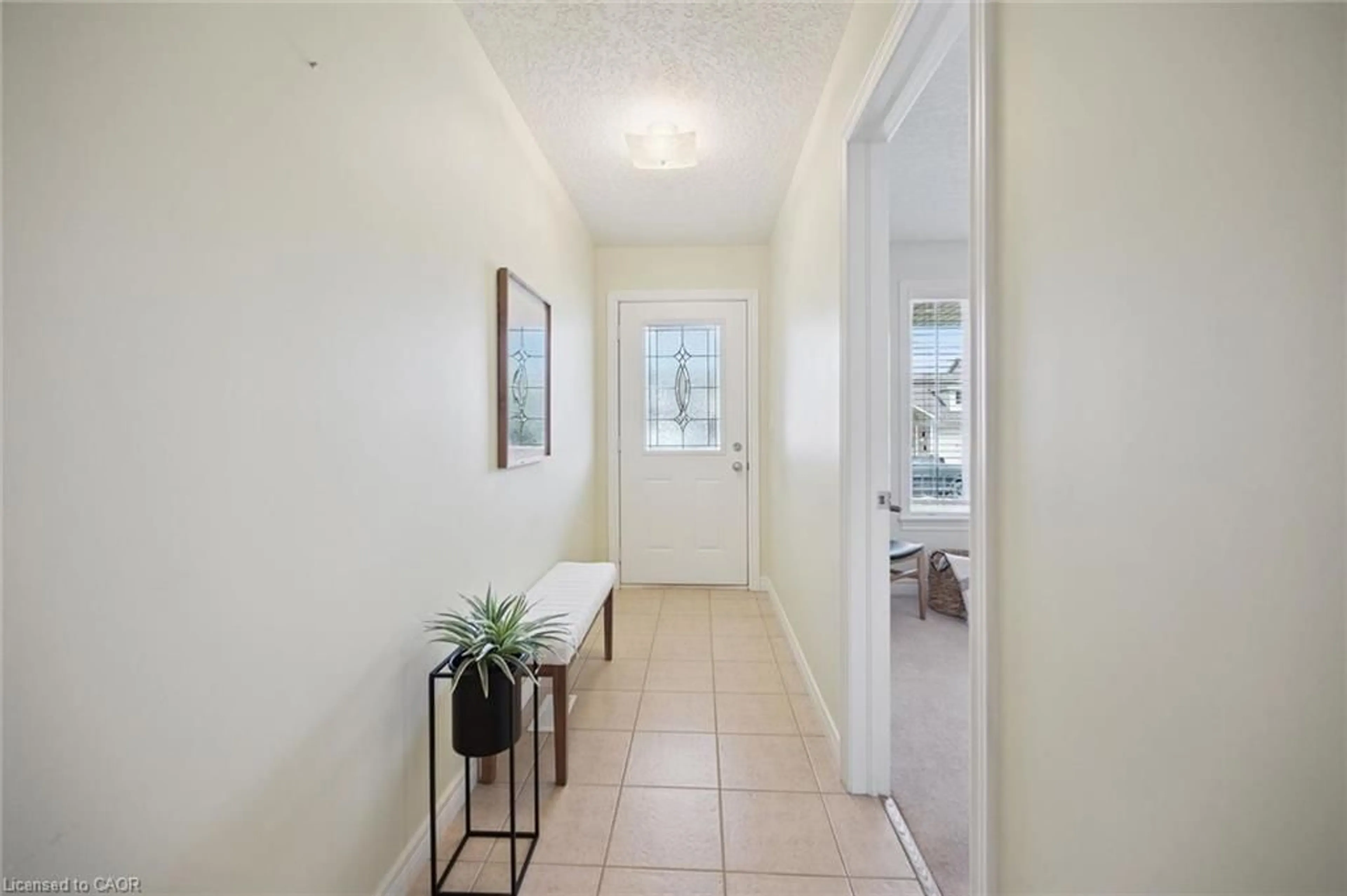 Indoor foyer for 51 Anna St, Elmira Ontario N3B 3N7