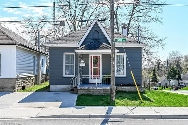 27 High St, Brantford 3