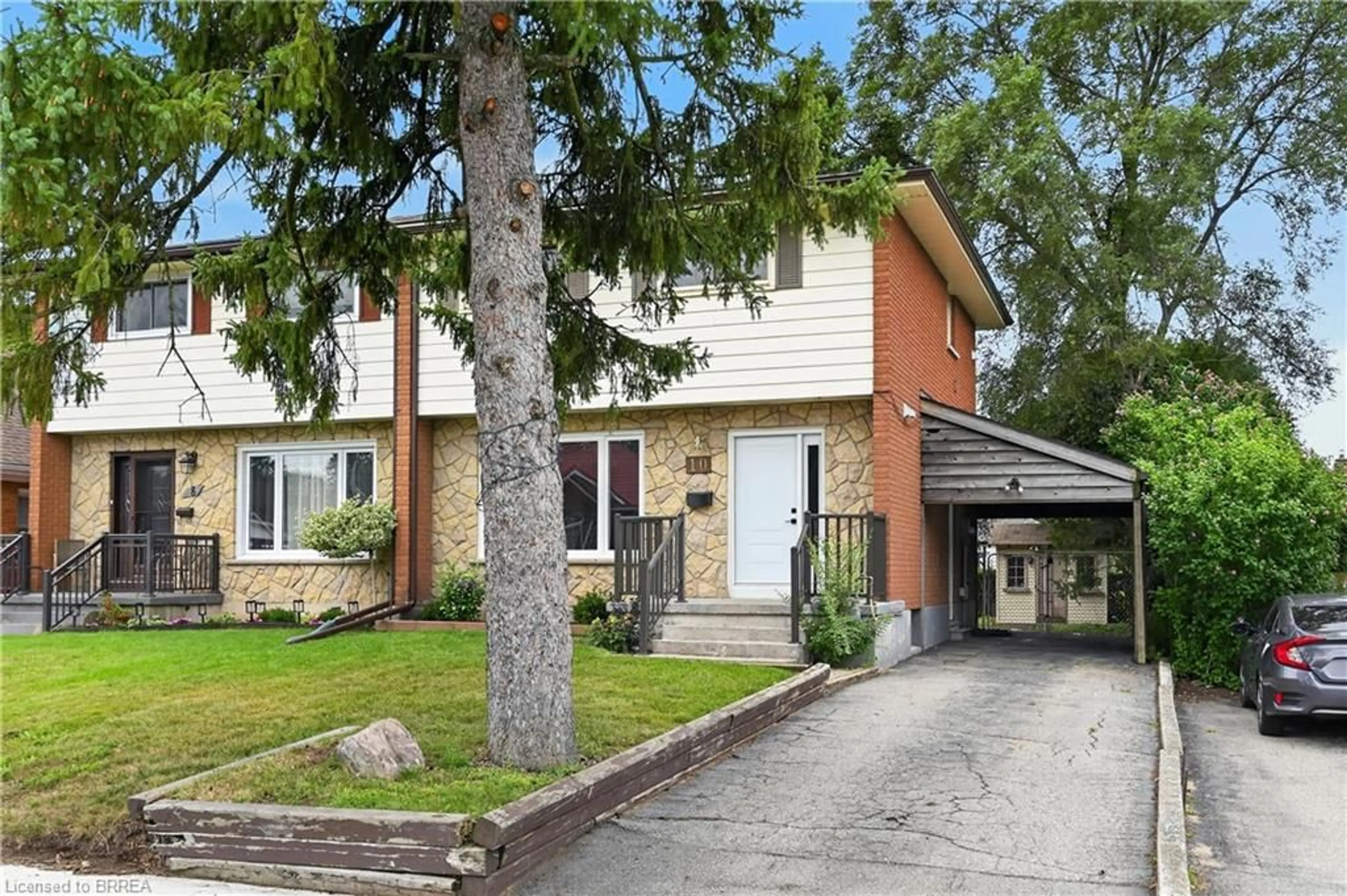 Home with brick exterior material, street for 10 Elmwood Ave, Brantford Ontario N3R 2J8
