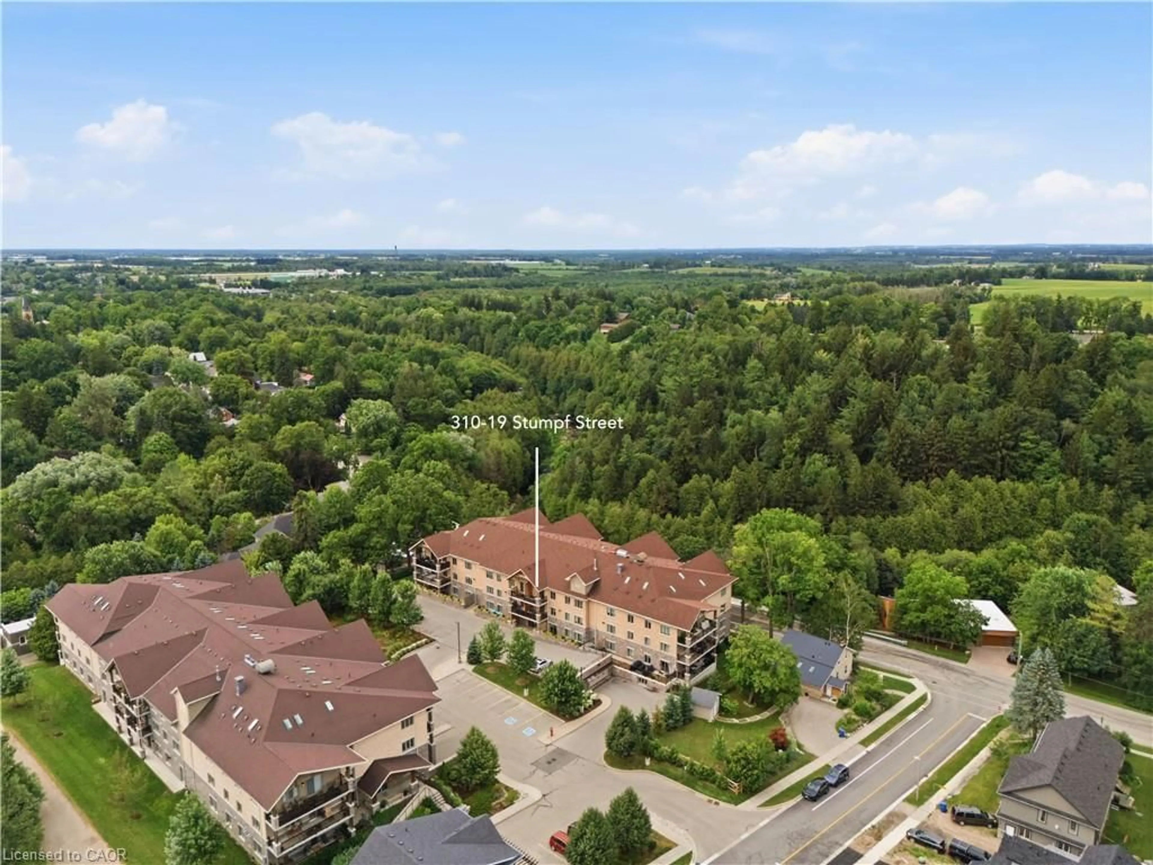 A pic from outside/outdoor area/front of a property/back of a property/a pic from drone, unknown for 19 Stumpf St #310, Elora Ontario N0B 1S0