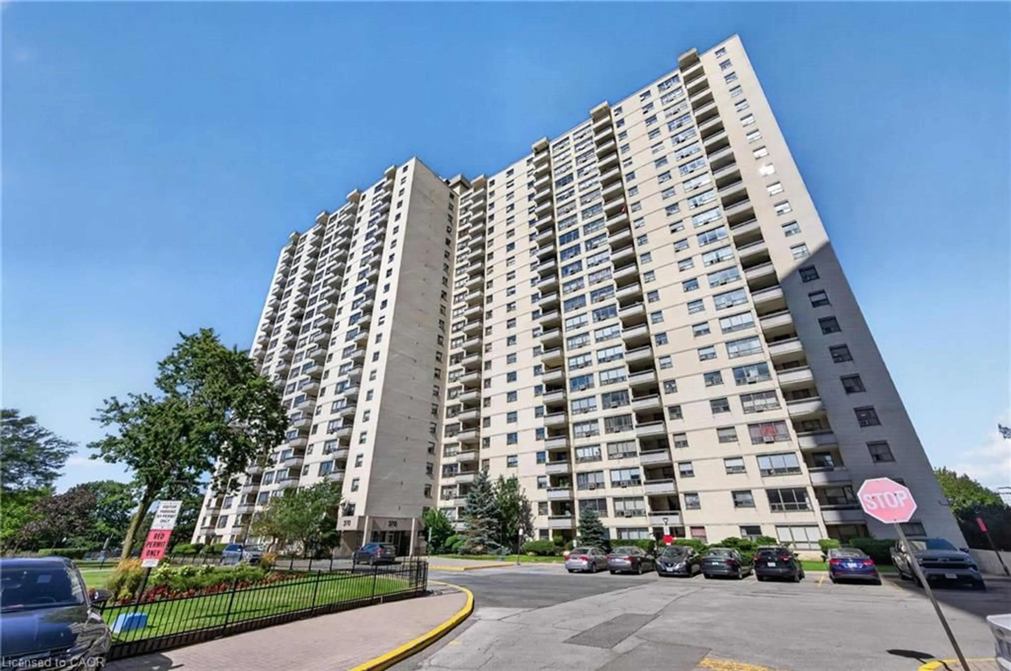 Unknown for 370 Dixon Rd #912, Etobicoke Ontario M9R 1T2