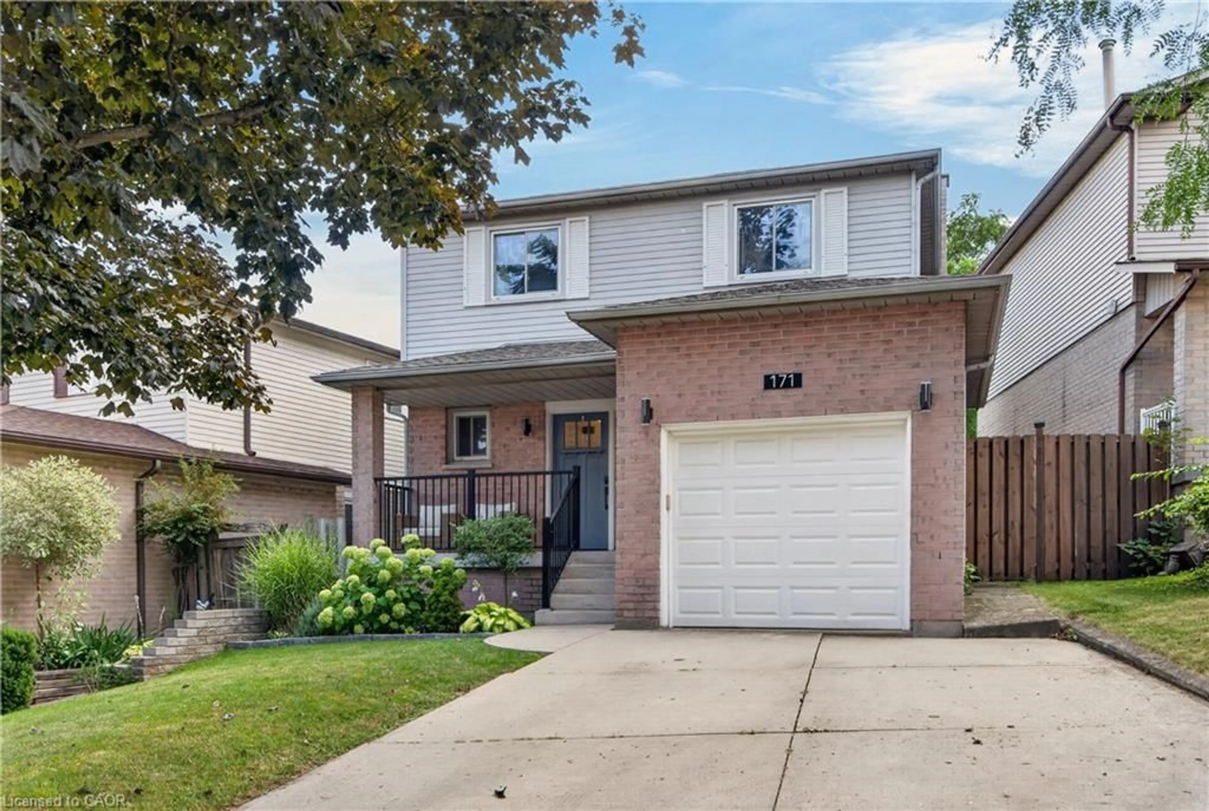 Home with brick exterior material, street for 171 Golfwood Dr, Hamilton Ontario L9C 6W2