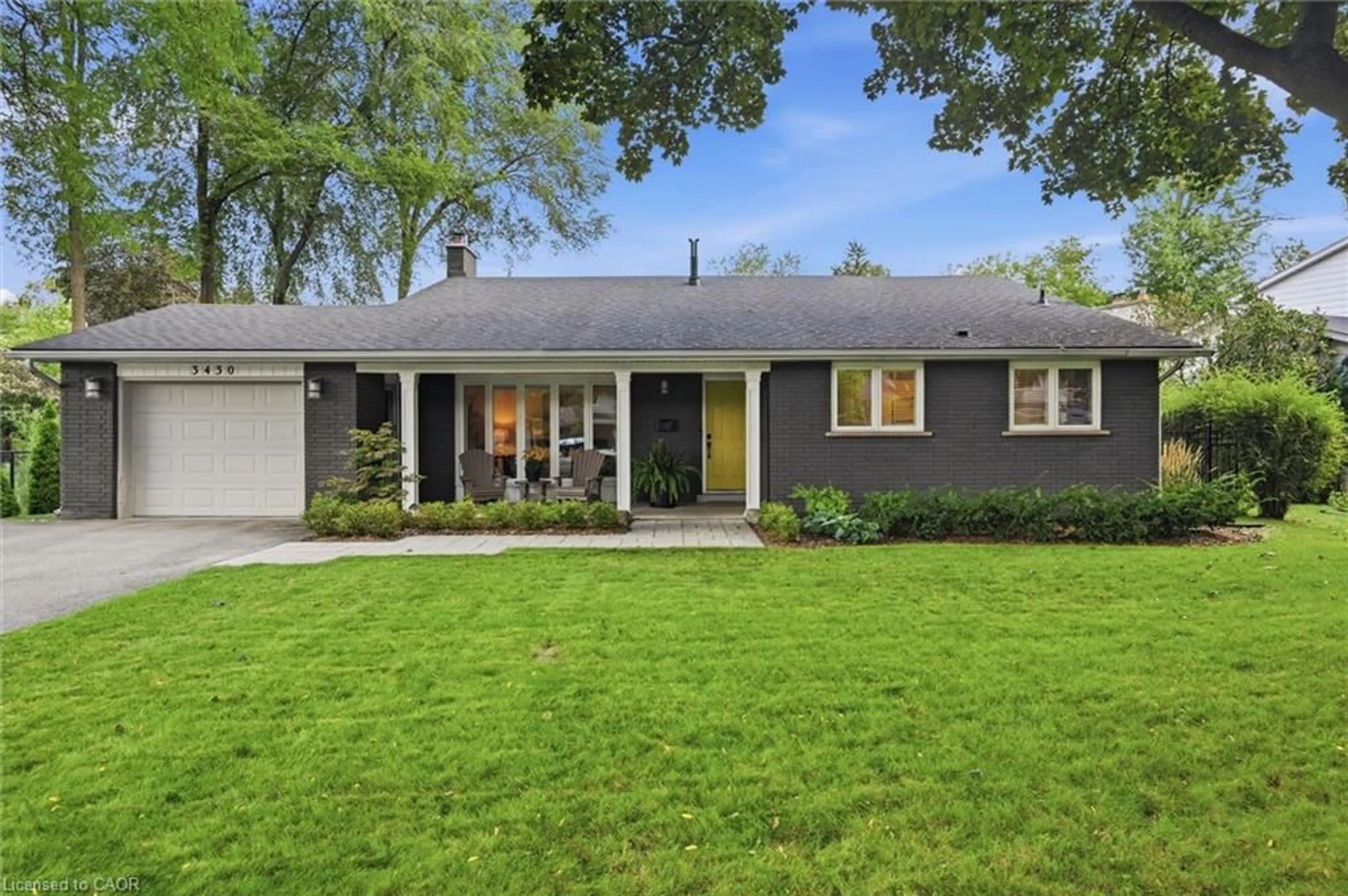 Home with vinyl exterior material, street for 3430 Regal Rd, Burlington Ontario L7N 1L8