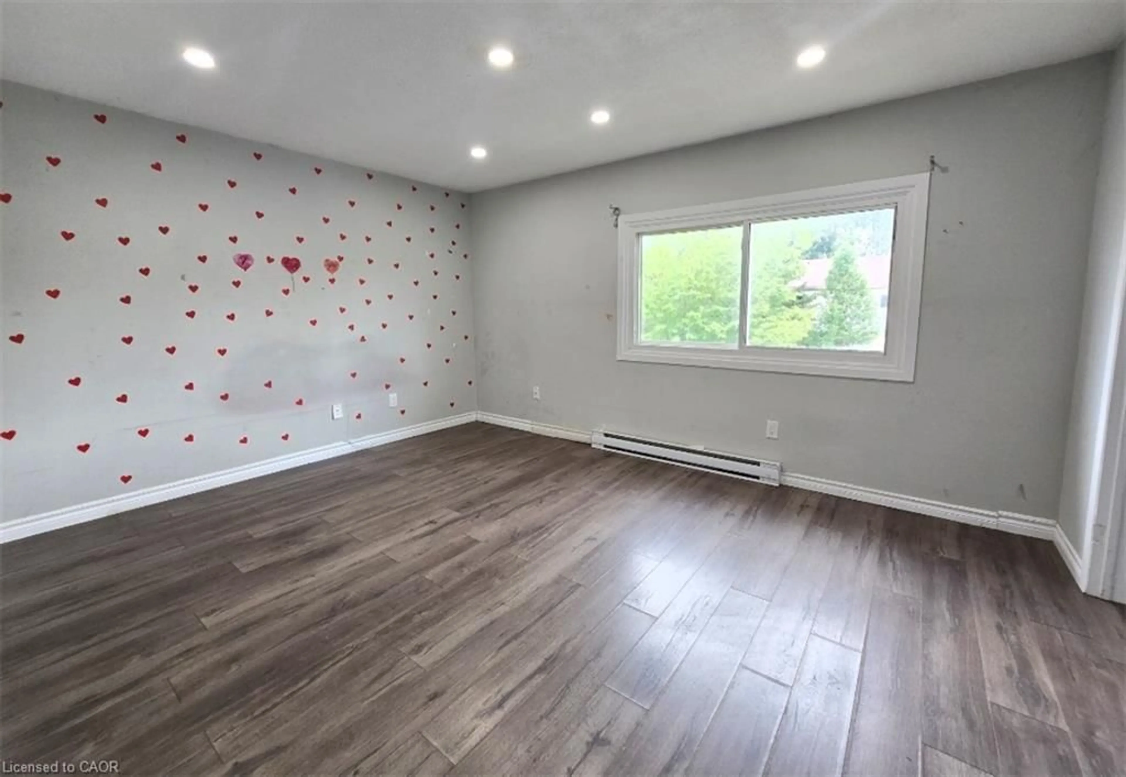 A pic of a room for 1600 Culver Dr #20, London Ontario N5V 3H5