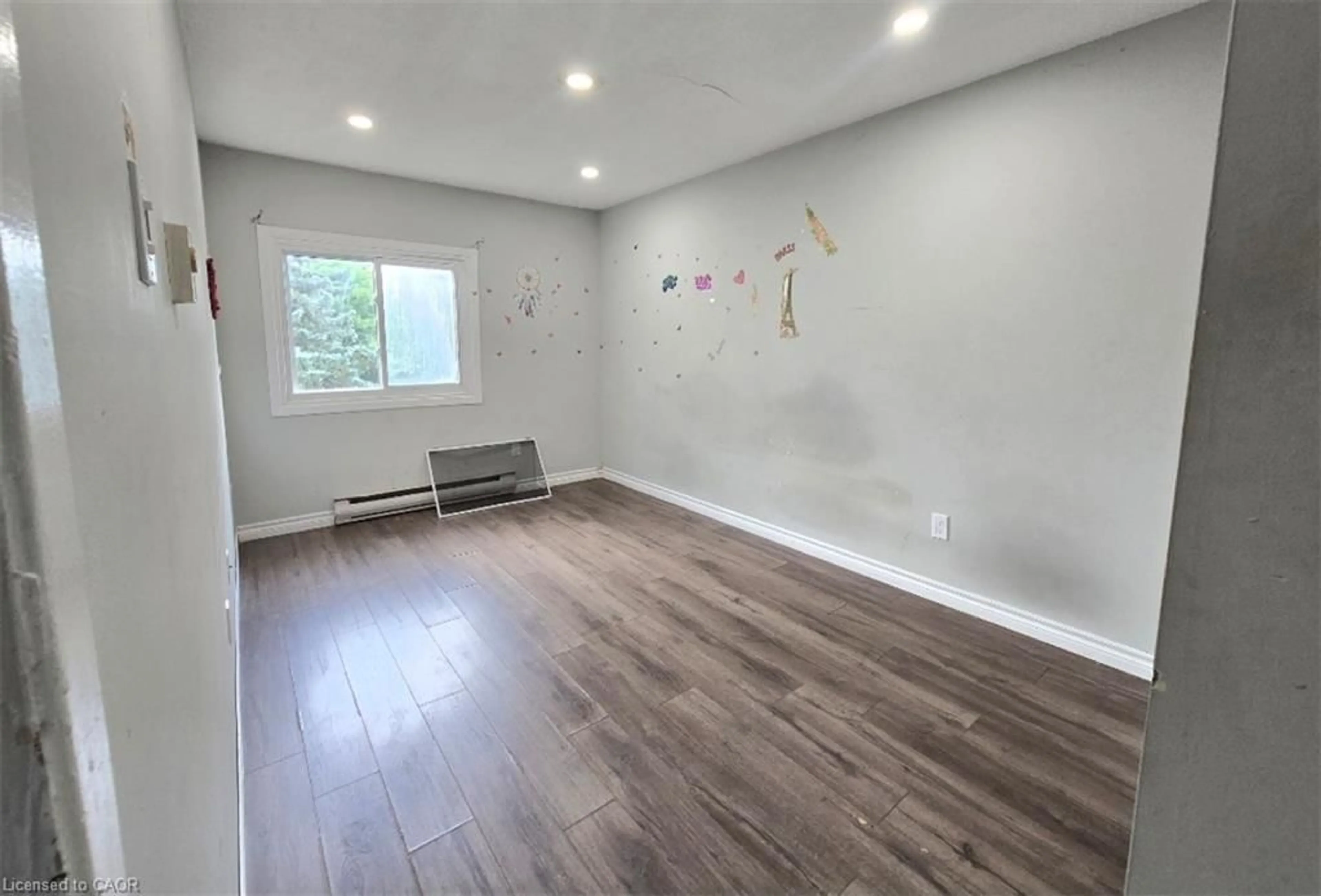 A pic of a room for 1600 Culver Dr #20, London Ontario N5V 3H5