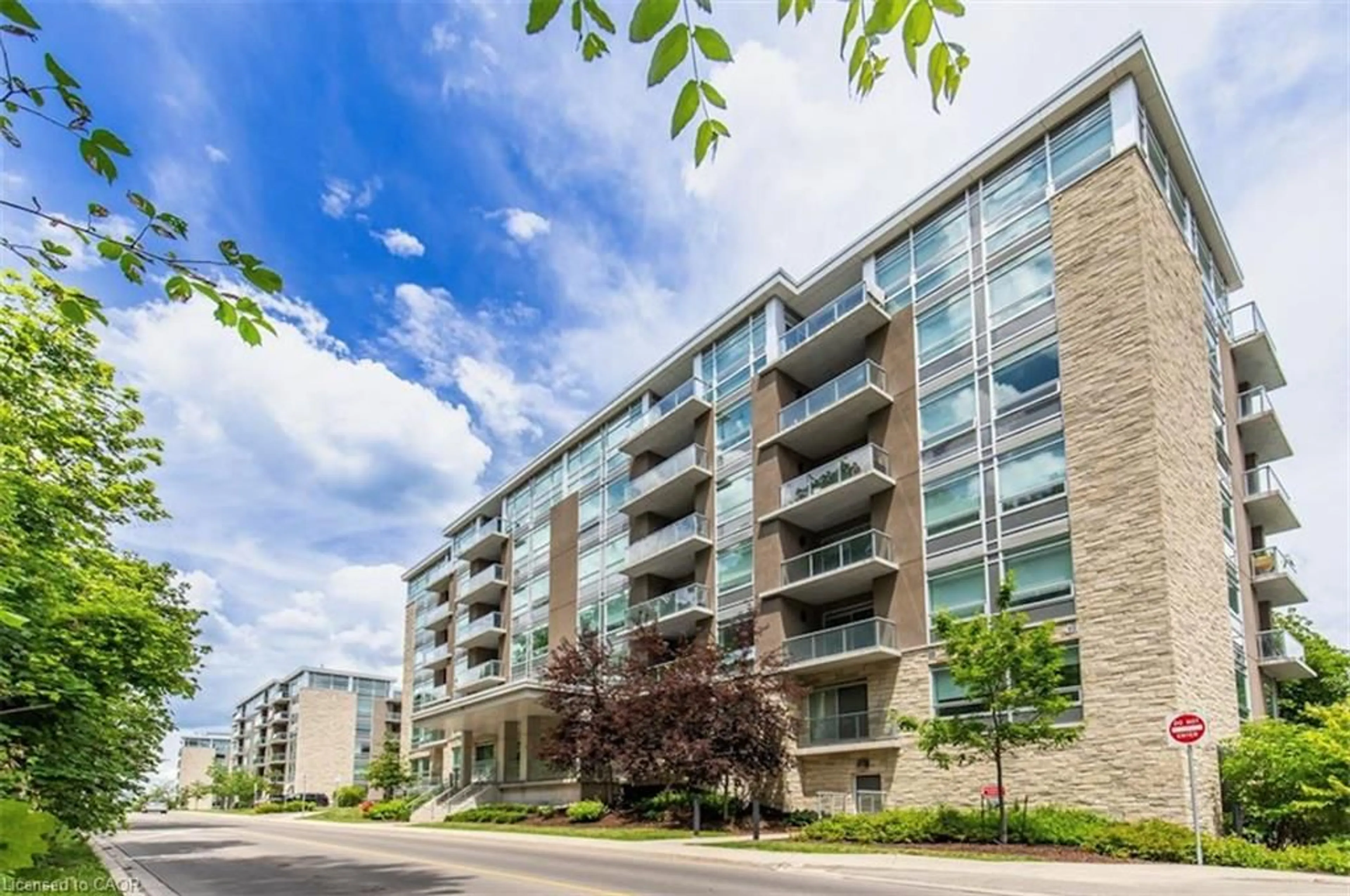 Unknown for 479 Charlton Ave #601, Hamilton Ontario L8N 0B4