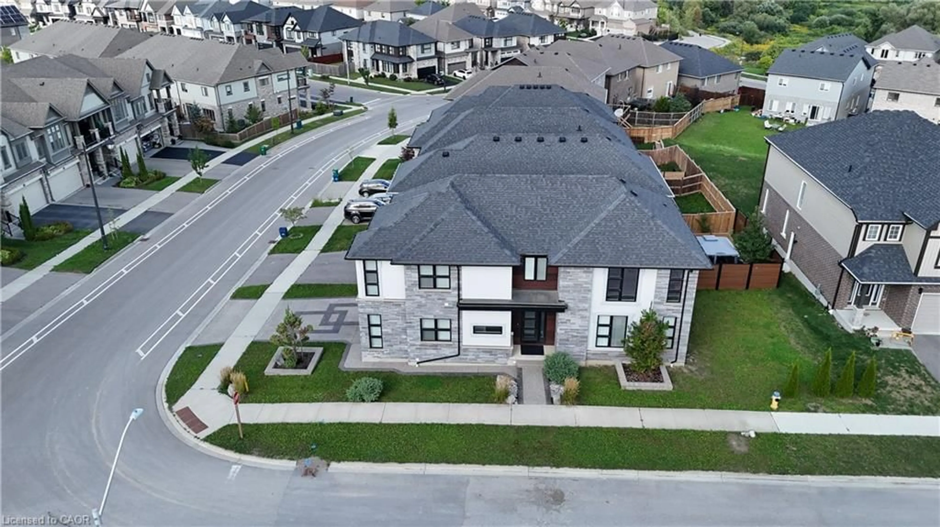 A pic from outside/outdoor area/front of a property/back of a property/a pic from drone, street for 573 Mayapple St, Waterloo Ontario N2V 0G2