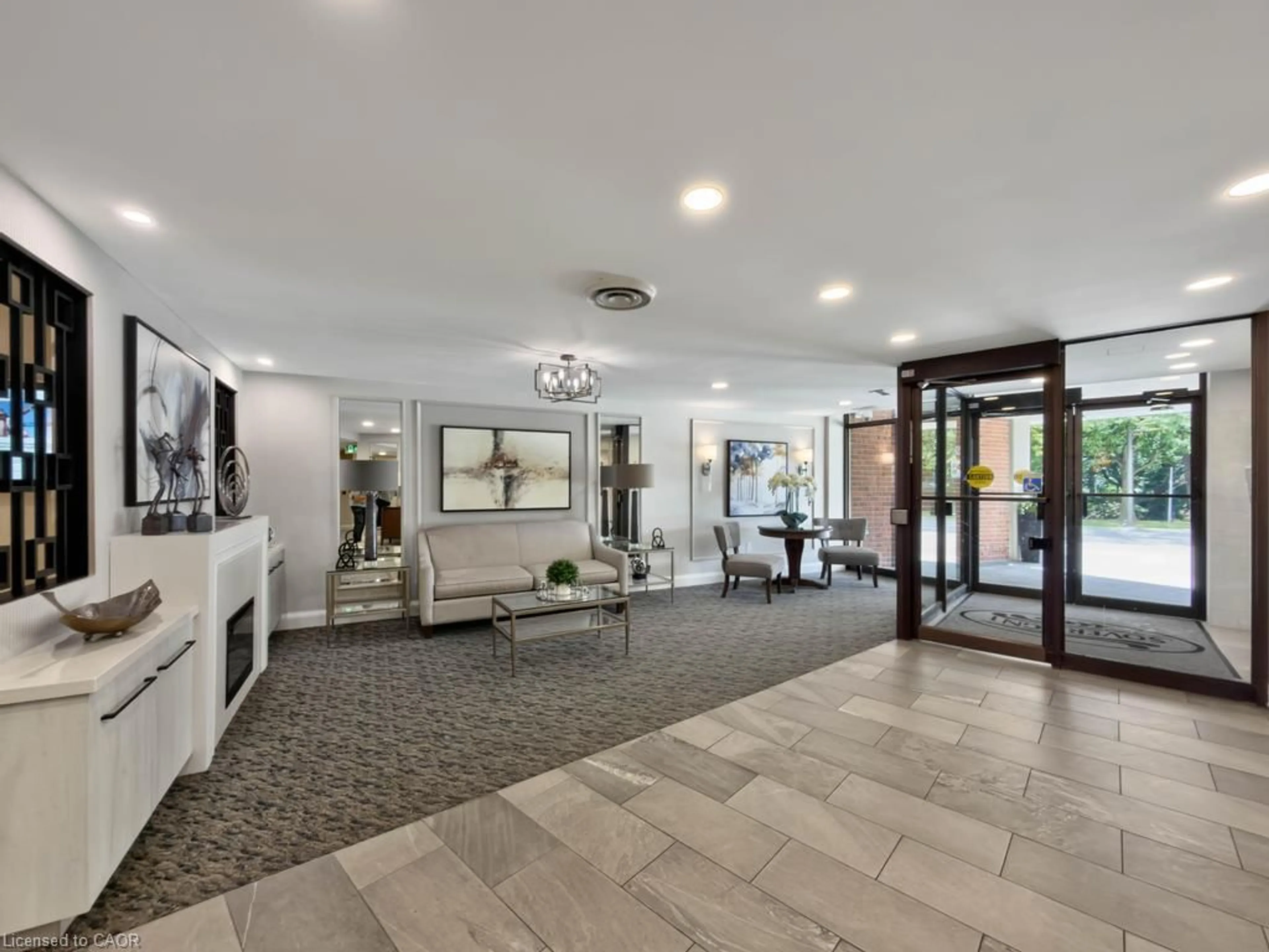 Unknown for 1230 Marlborough Crt #202, Oakville Ontario L6H 3K6